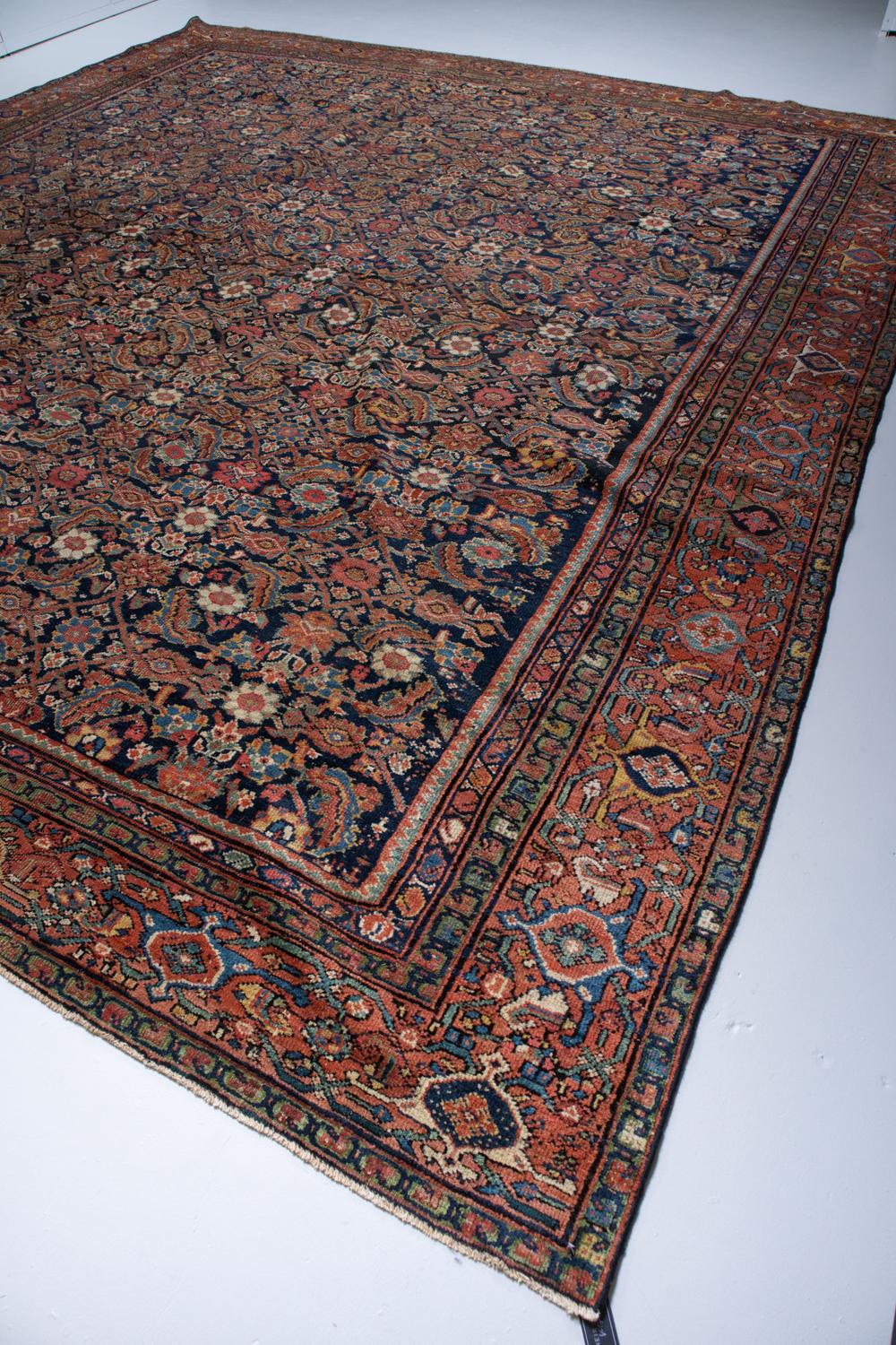 Oversize Antique Persian Sultanabad Mahal Rug In Good Condition In West Palm Beach, FL
