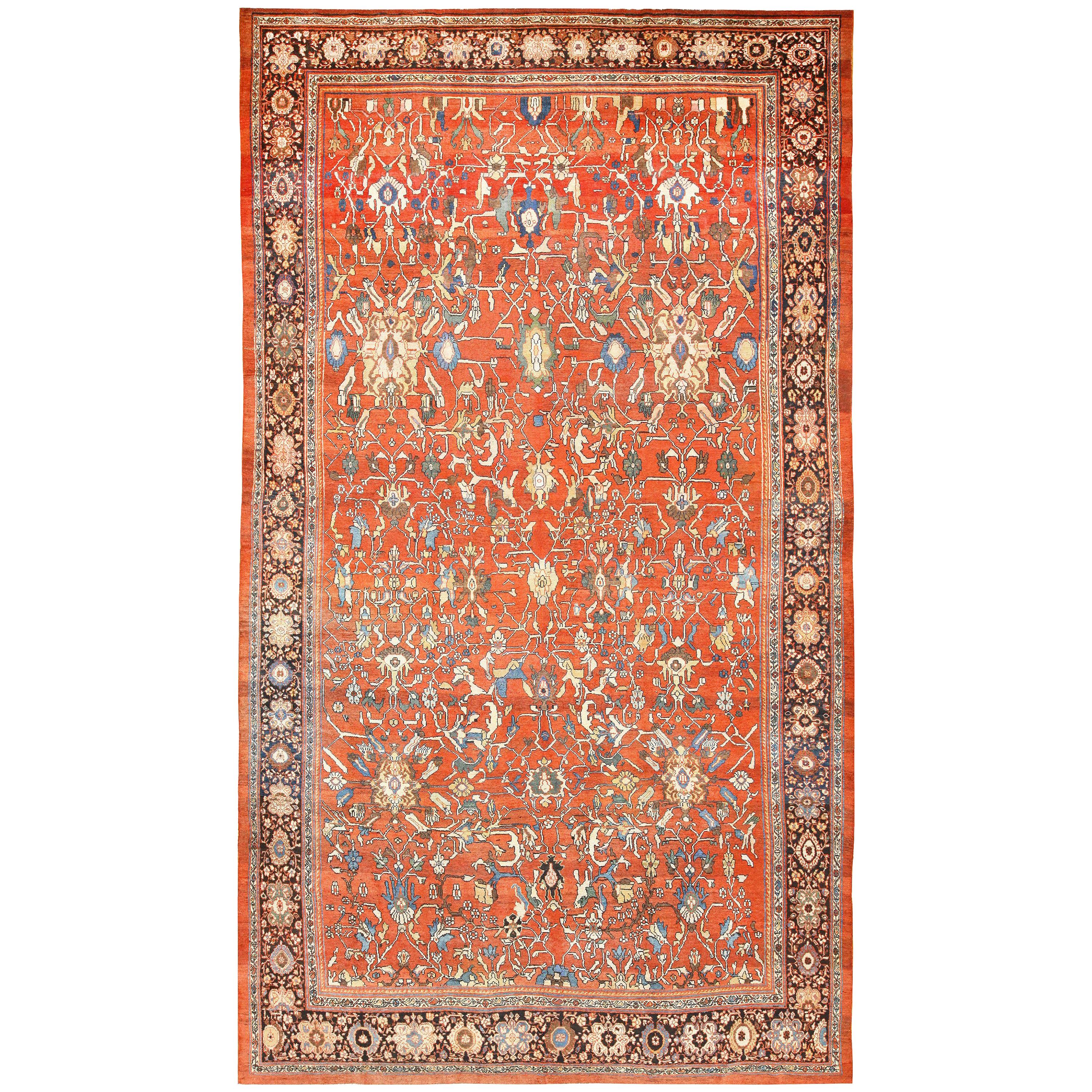 Antique Persian Sultanabad Rug. Size: 13 ft 6 in x 23 ft For Sale