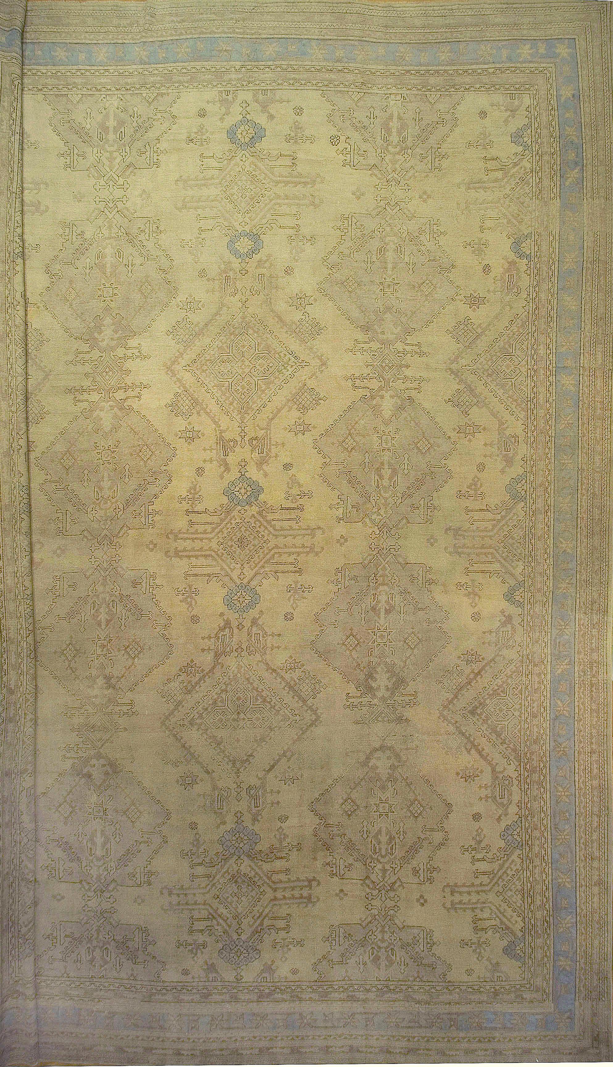 Antiker türkischer Oushak-Teppich in Übergröße  15'2 x 21'7 (Handgeknüpft) im Angebot