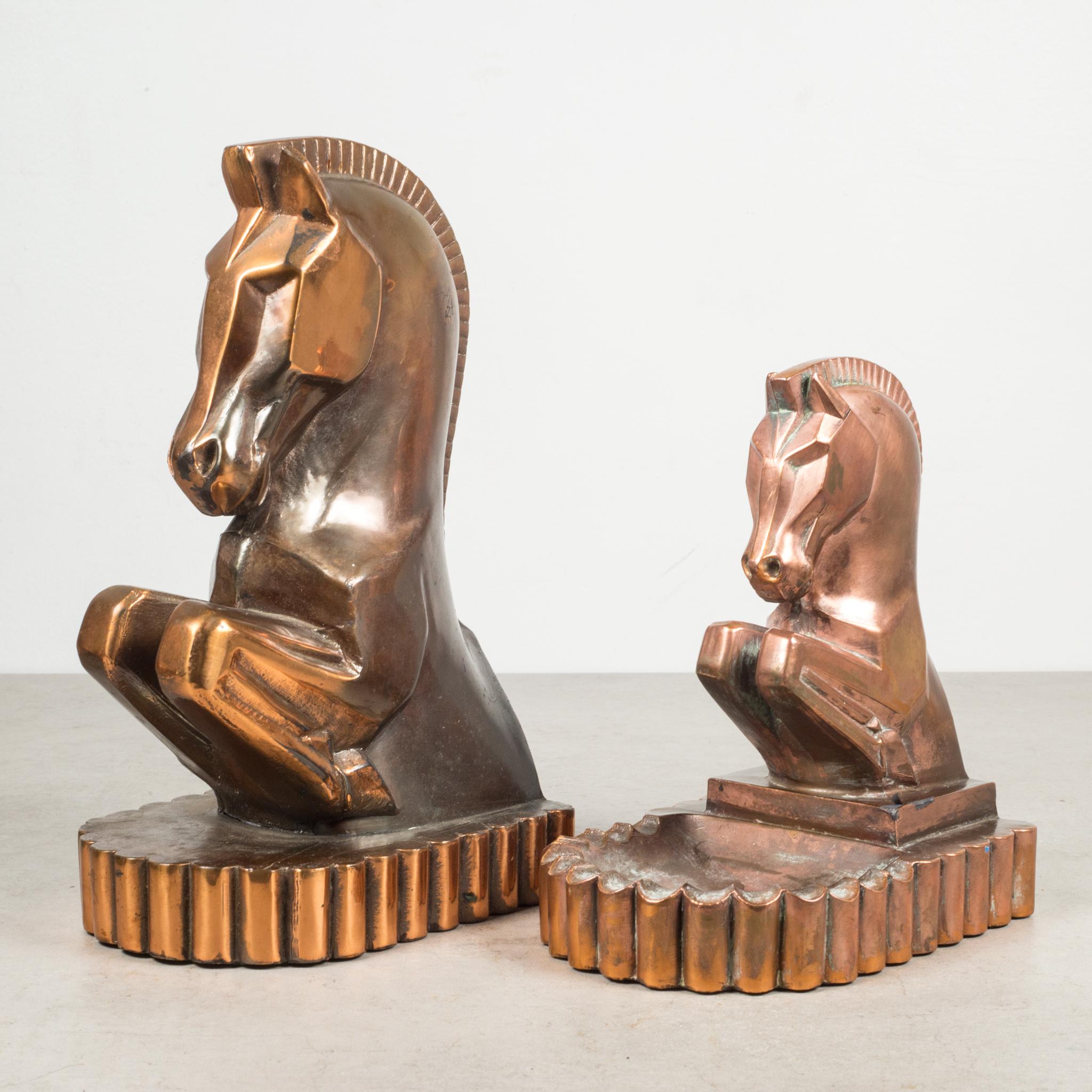 Oversize Art Deco Bronze and Copper-Plated Trojan Horse Bookends, circa 1930 3