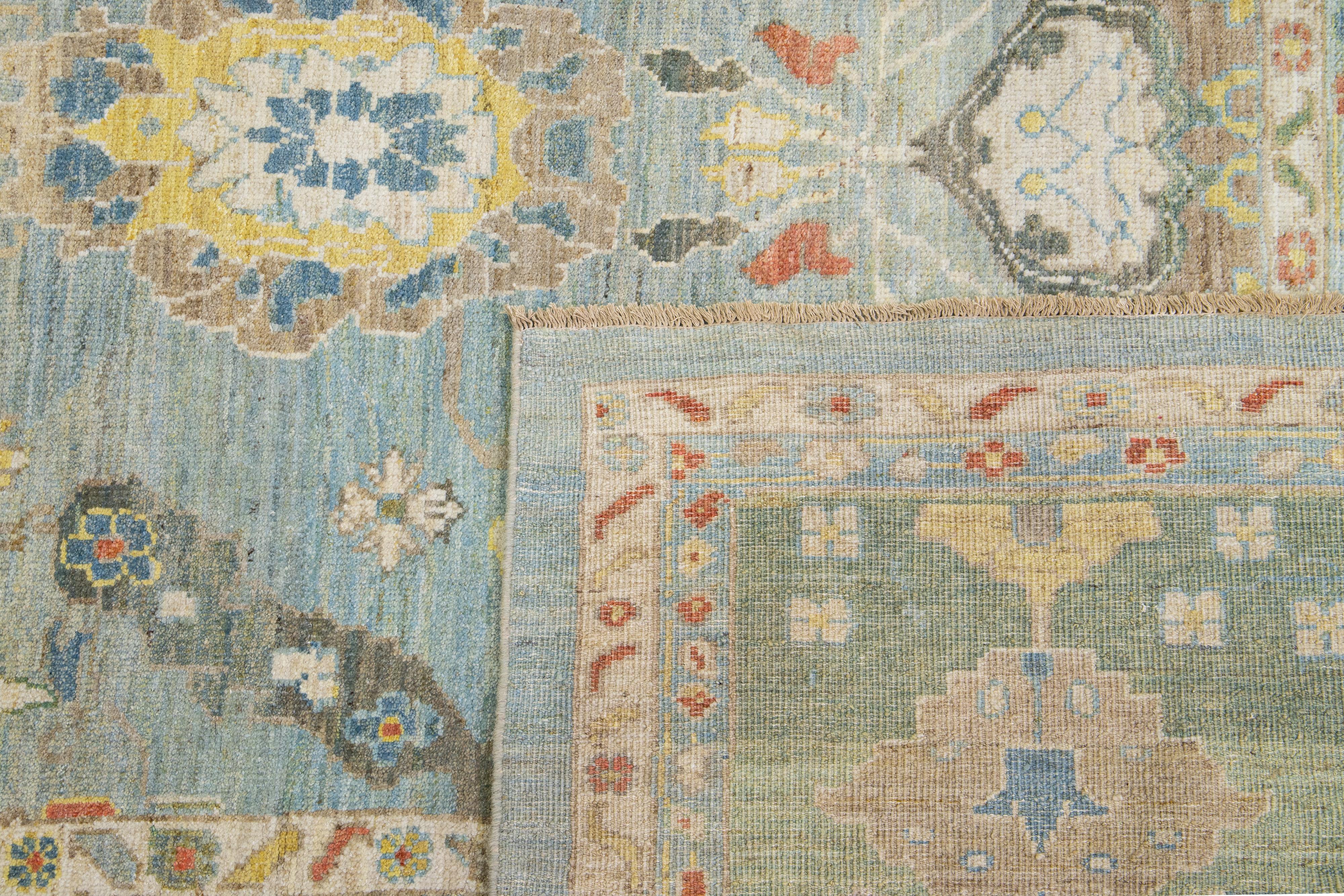 Blauer & grüner Sultanabad-Wollteppich in Übergröße, handgefertigt, modern mit Allover-Muster (Pakistanisch) im Angebot