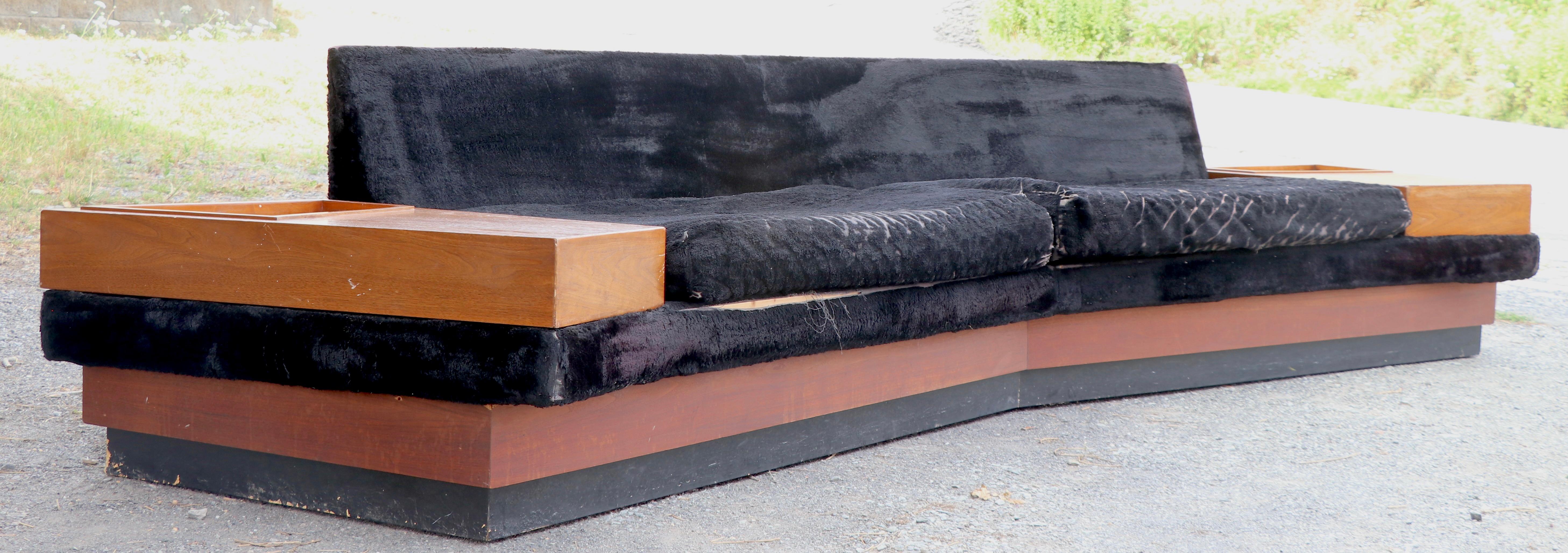 Oversize Boomerang Sofa by Adrian Pearsall 6