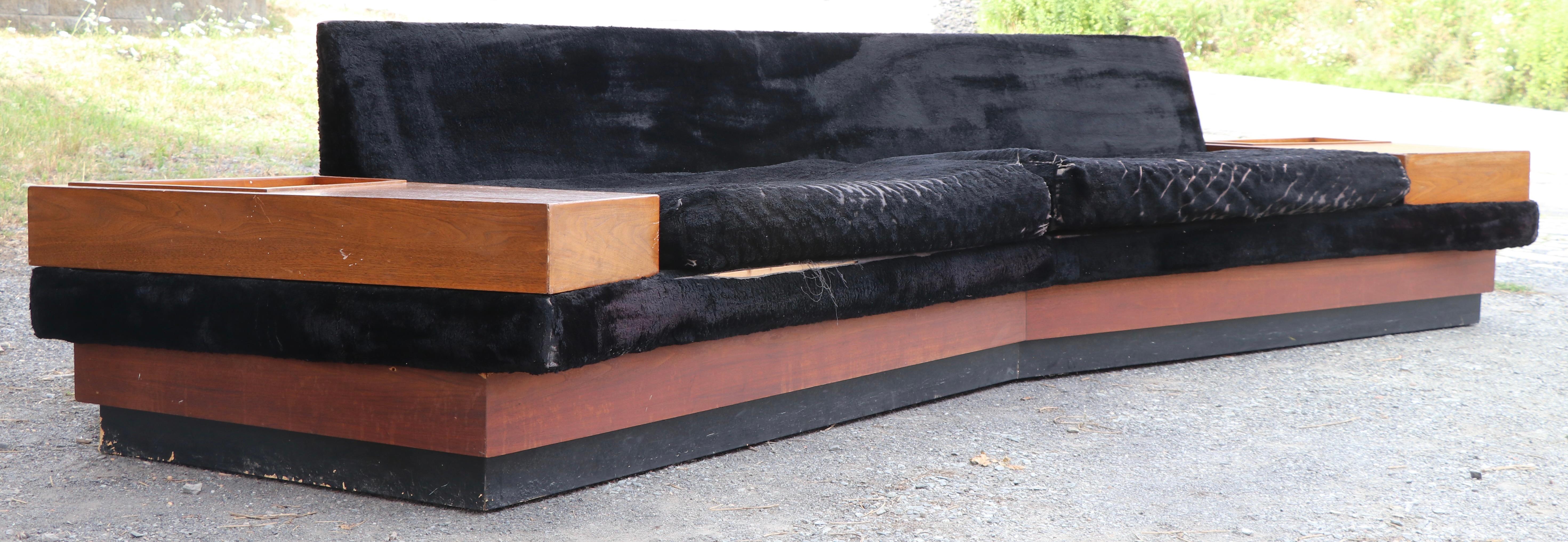 Oversize Boomerang Sofa by Adrian Pearsall 7