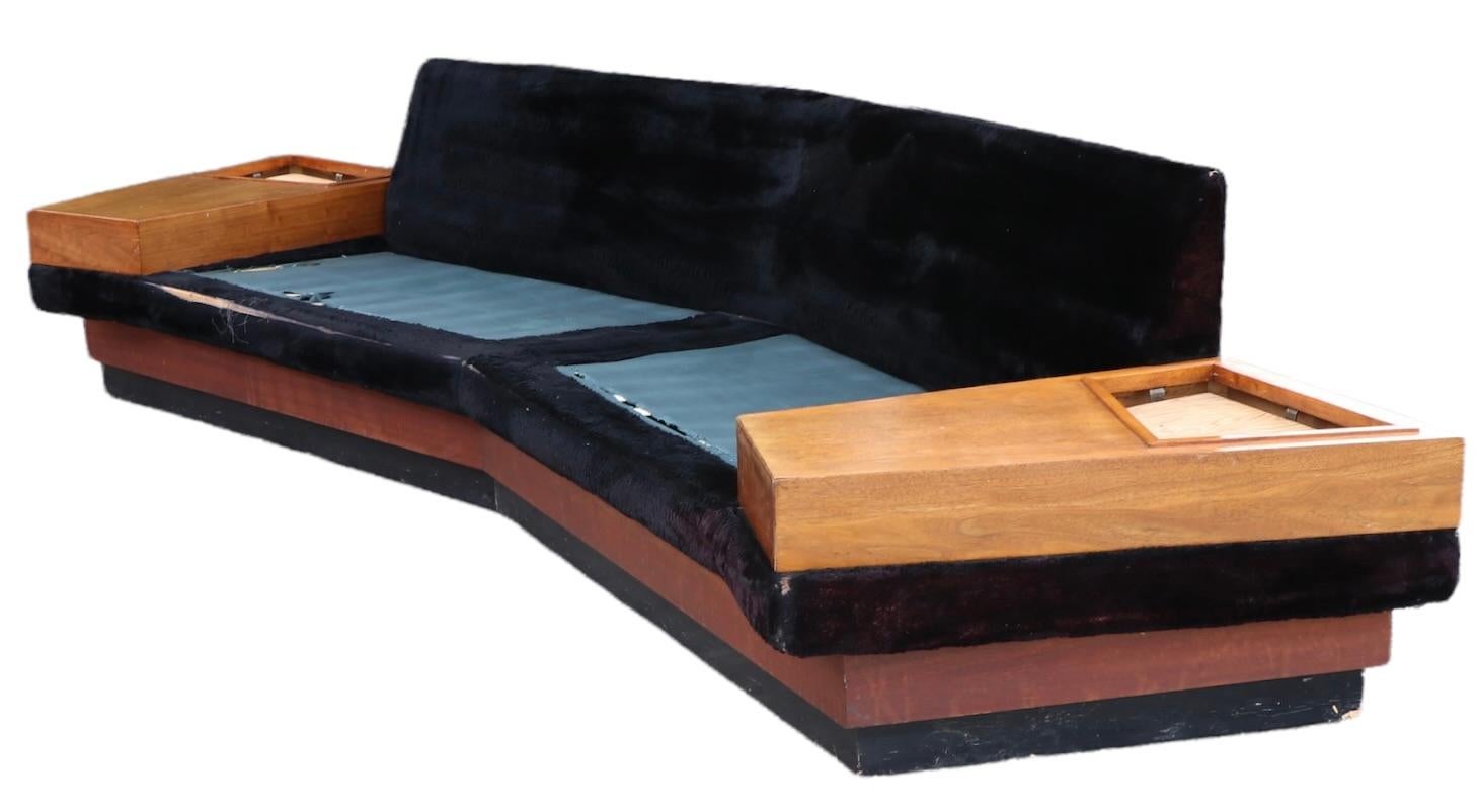 Oversize Boomerang Sofa by Adrian Pearsall 13