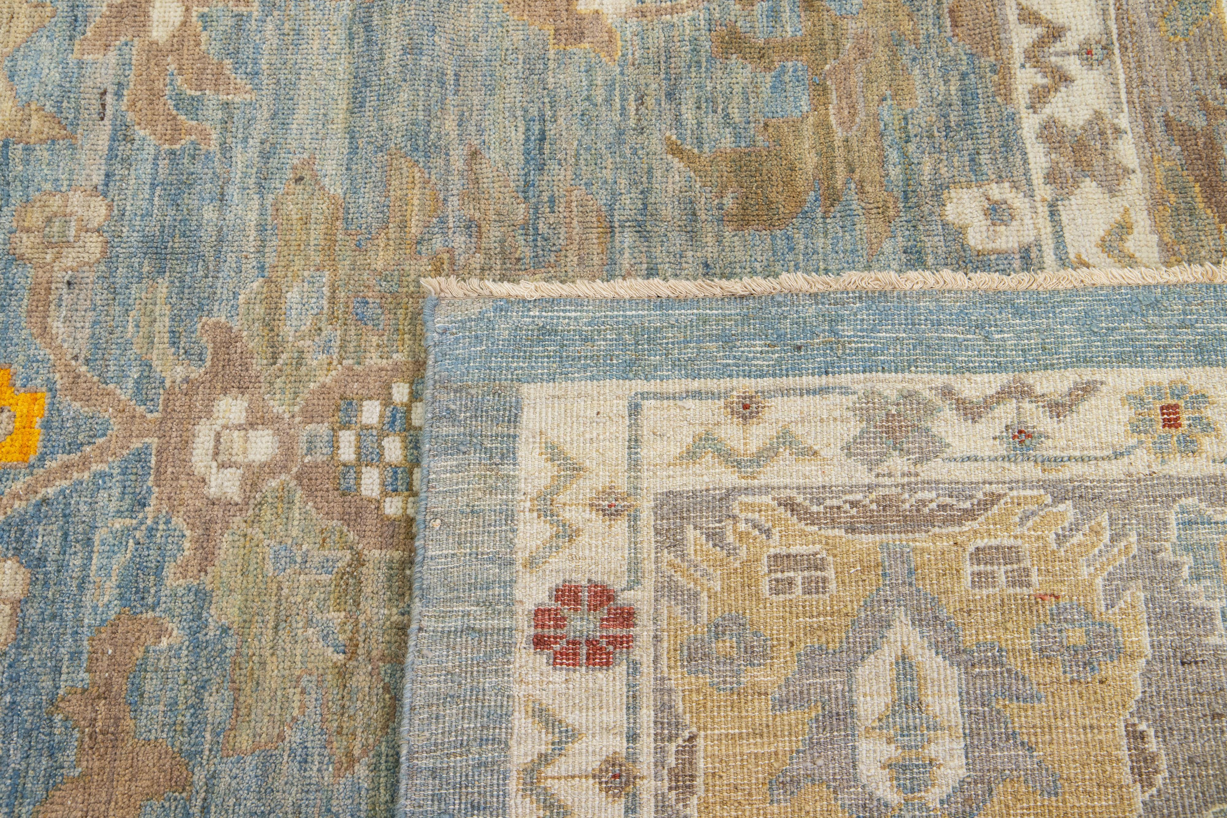 Übergroßer Contemporary Sultanabad Wollteppich Handgefertigt In Blau (Persisch) im Angebot