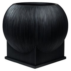 Oversize Flat Blob Fiberglass Indoor Outdoor Planter 'Black' with Drainage Tray