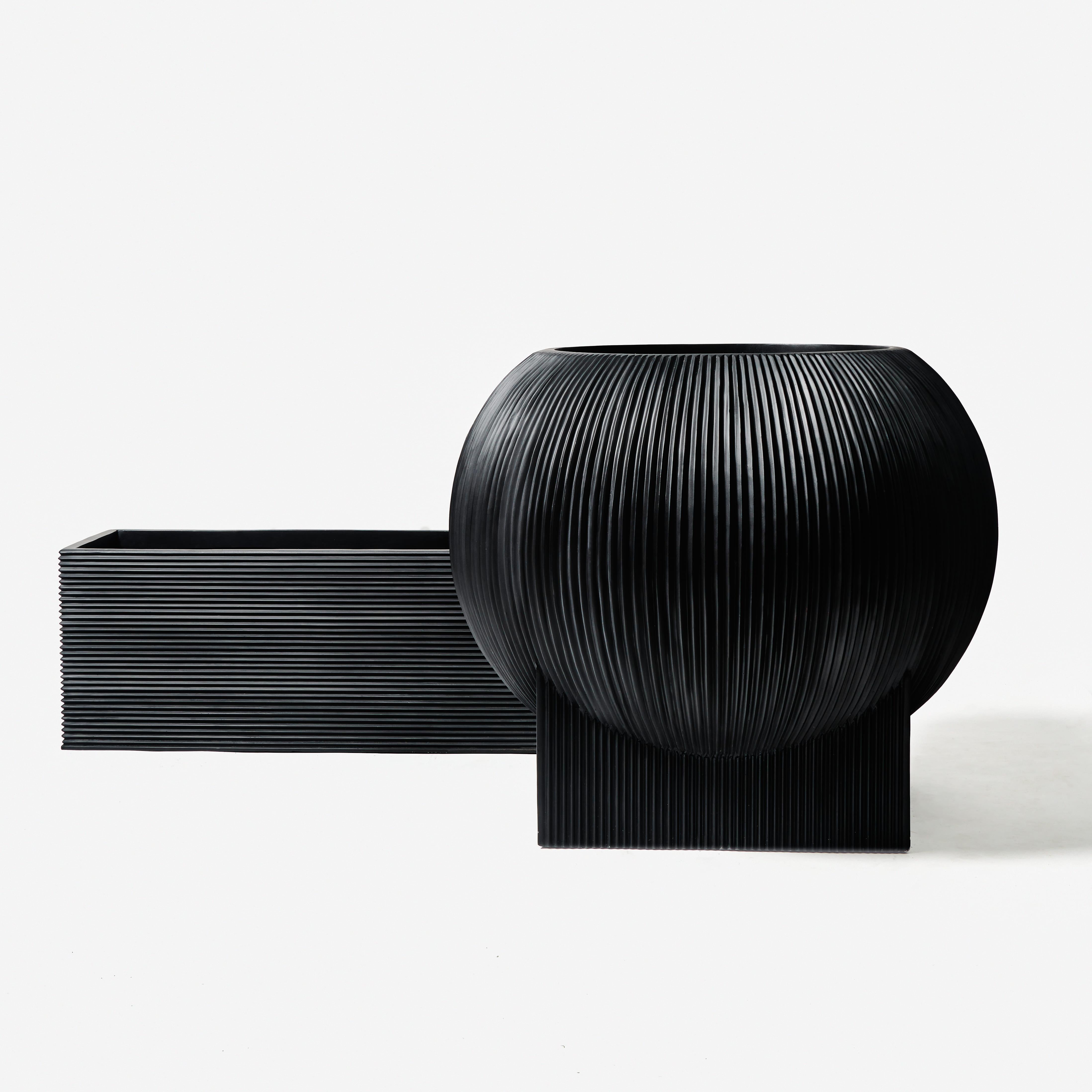 Oversize Flat Blob Planter 'Black' by TFM, Represented by Tuleste Factory In New Condition In New York, NY