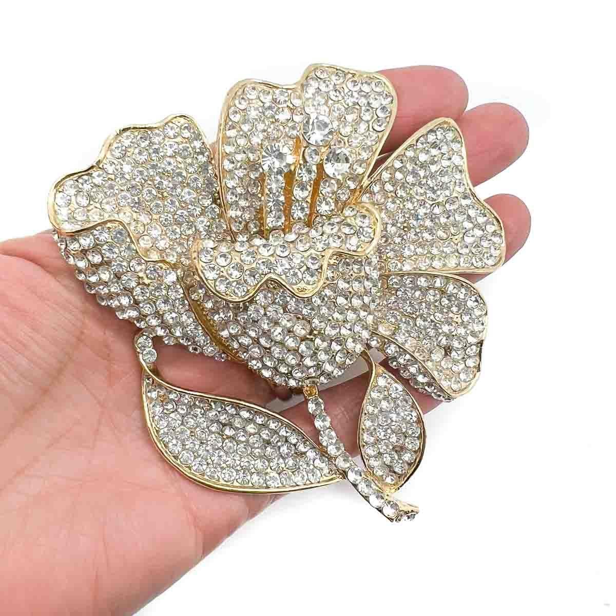 Oversize Floral Crystal Brooch 2000s In Good Condition In Wilmslow, GB