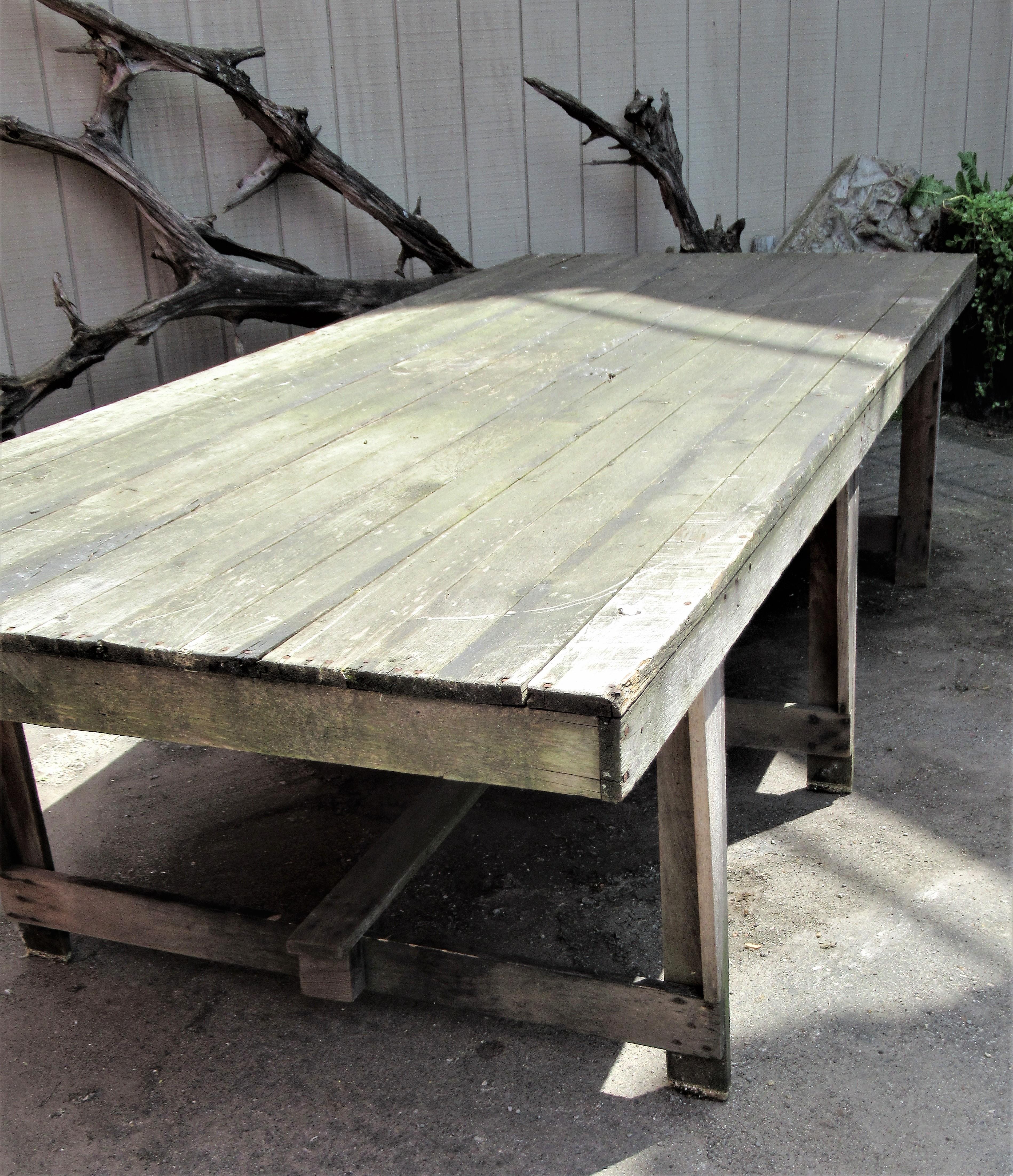 Oversize Folding Leg Rustic Camp Table In Good Condition In Rochester, NY