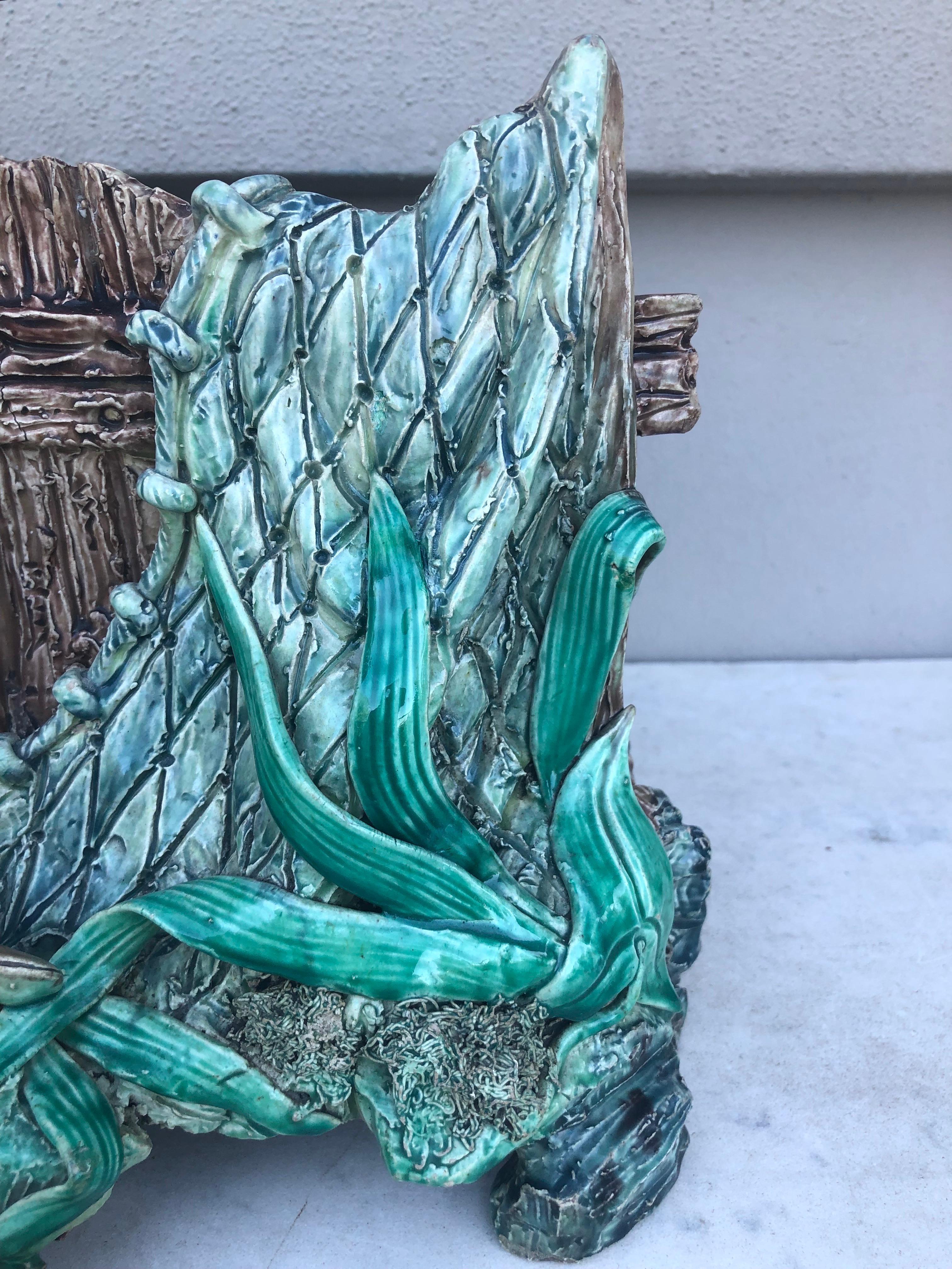 Jardiniere di pesce Palissy in maiolica francese di grandi dimensioni, 1880 circa In condizioni buone in vendita a Austin, TX