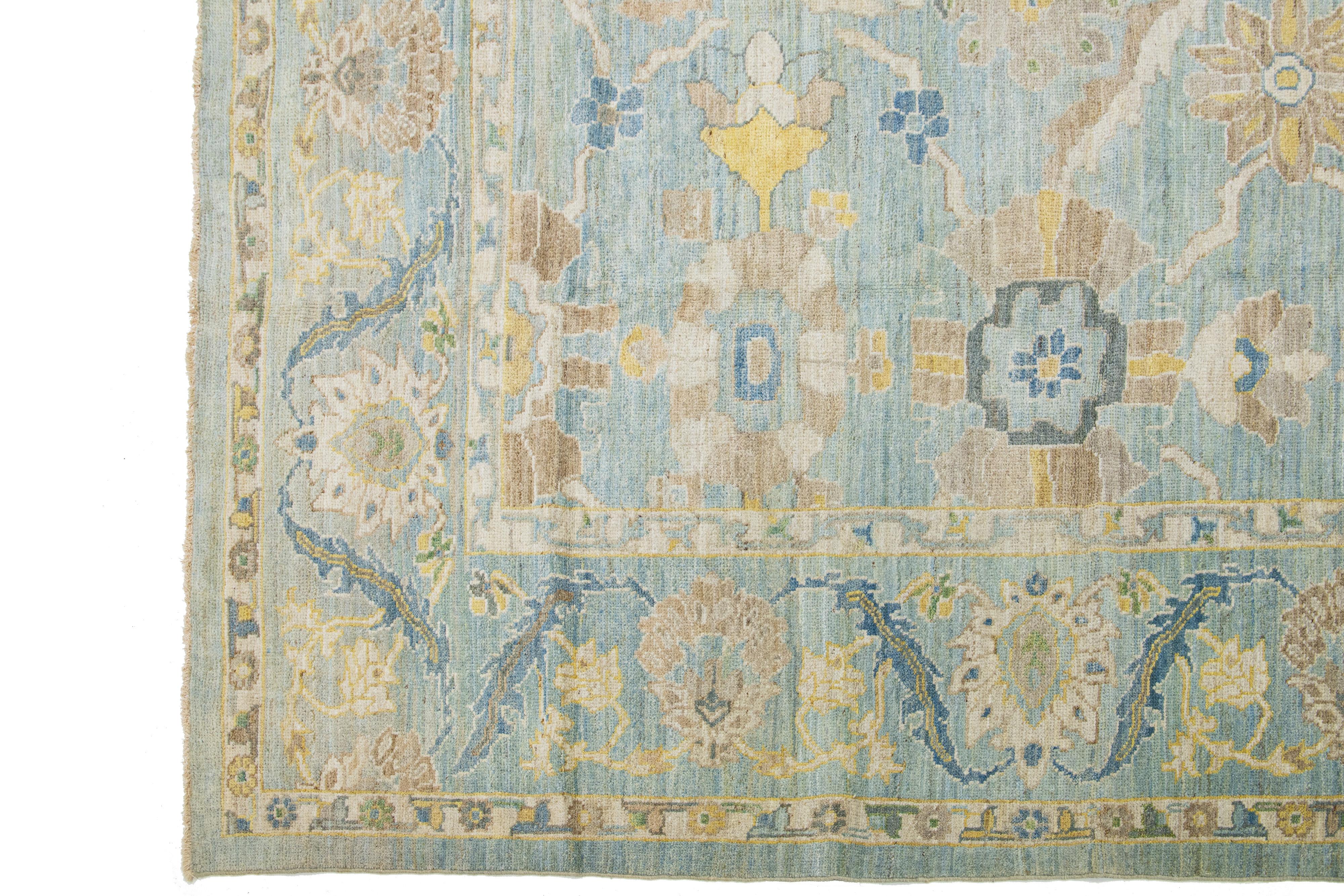 Oversize Handmade Sultanabad Floral Wool Rug In Blue In New Condition For Sale In Norwalk, CT