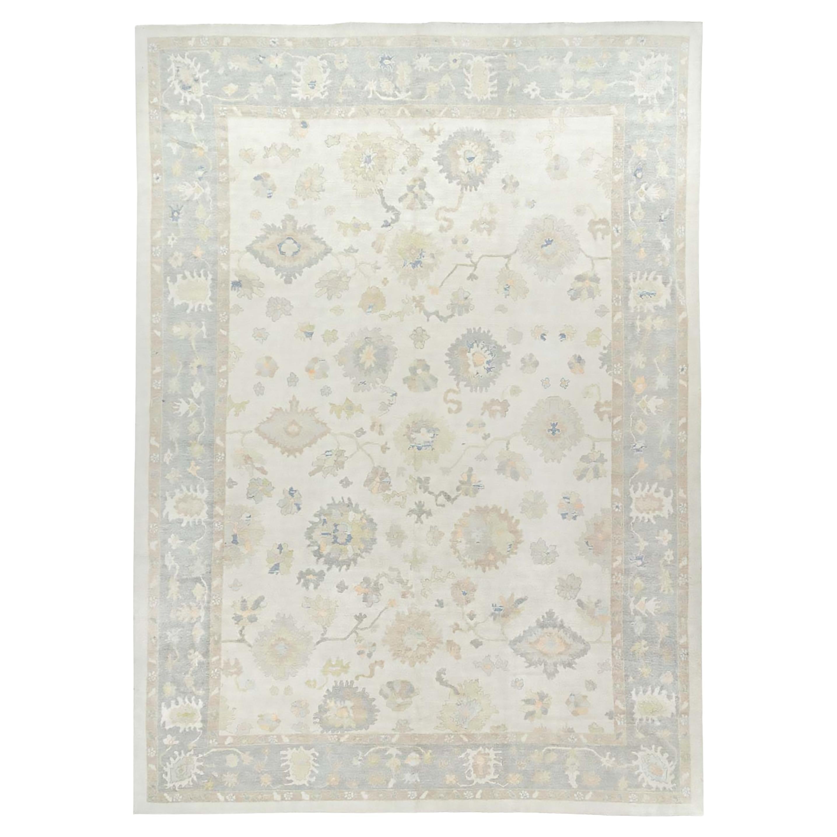 Oversize Ivory Oushak Style Handwoven Carpet Rug 14
4 x 20
8 im Angebot