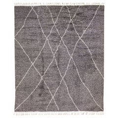 Tapis surdimensionné en laine de style marocain moderne avec motif tribal en gris