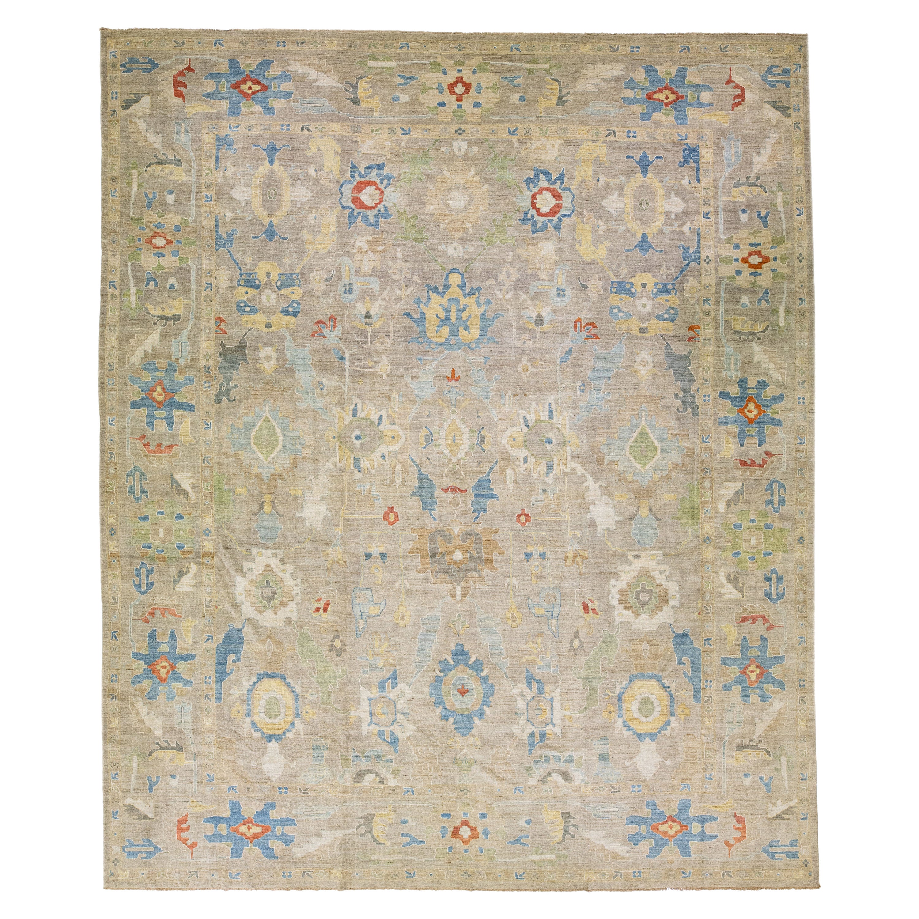 Tapis moderne surdimensionné en laine beige de Sultanabad fait à la main avec motif floral en vente