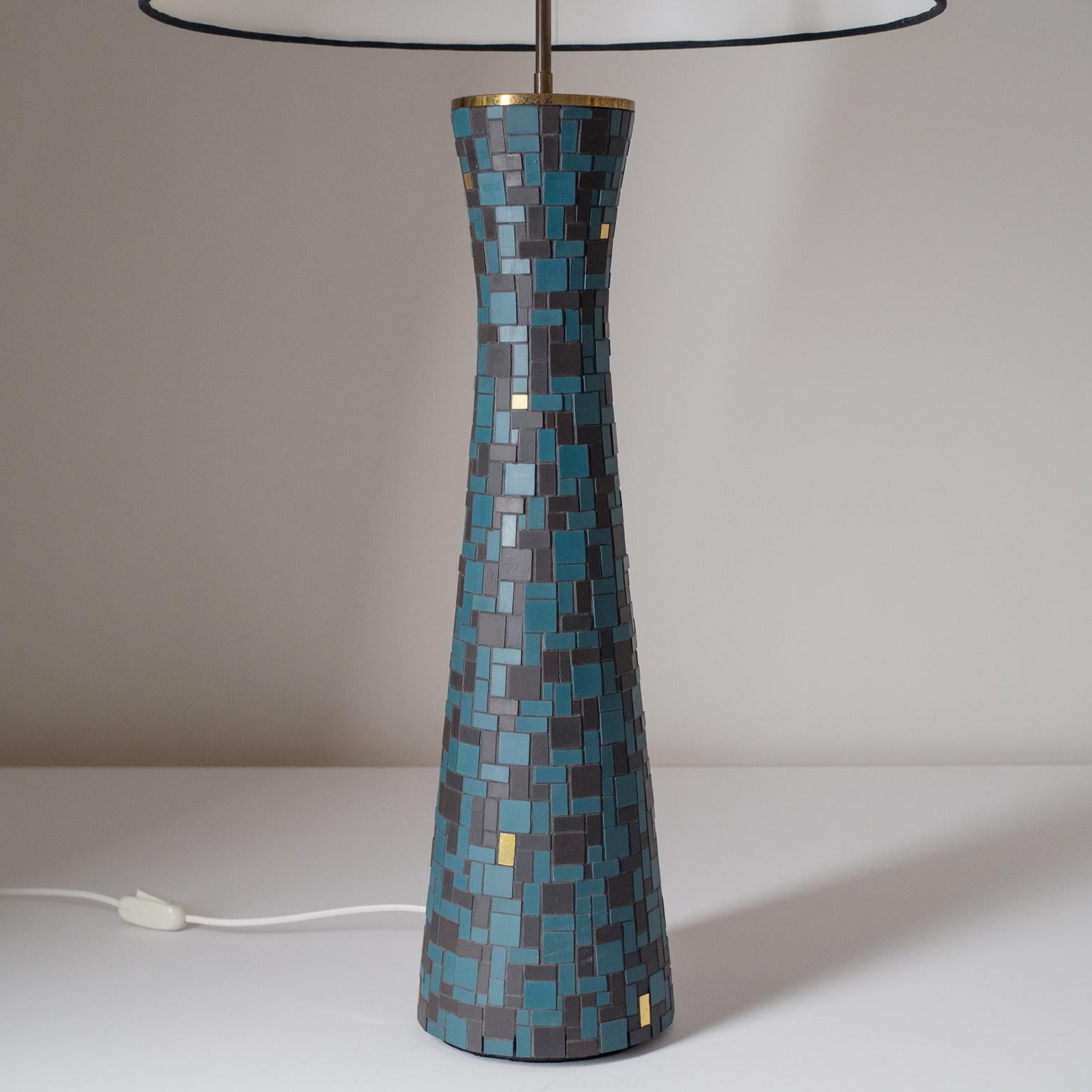 oversize table lamp