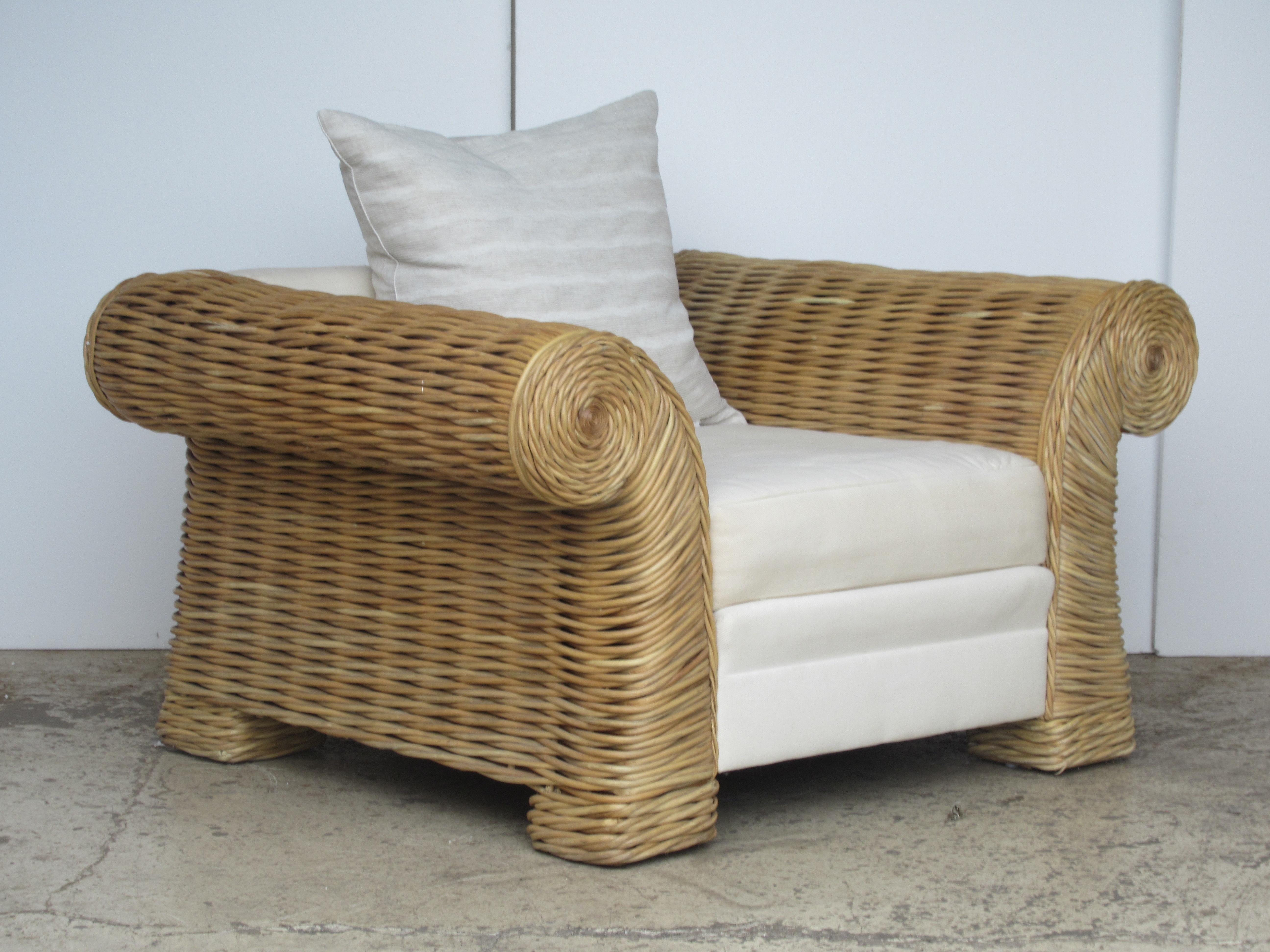 Oversize Natural Rattan Lounge Chairs by O-Asian Designs, Inc. In Good Condition In Rochester, NY