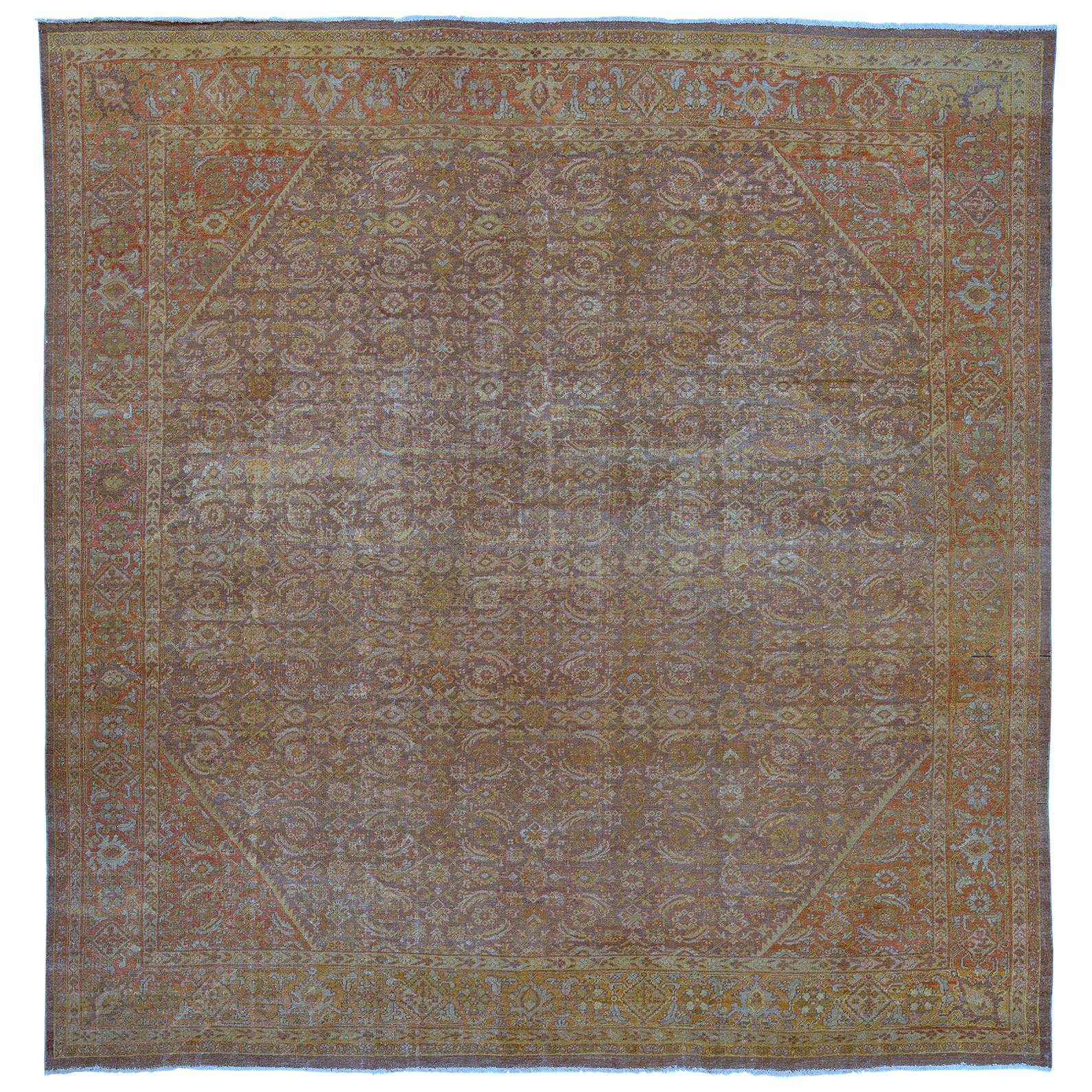 Tapis carré persan ancien Mahal surdimensionné en vente