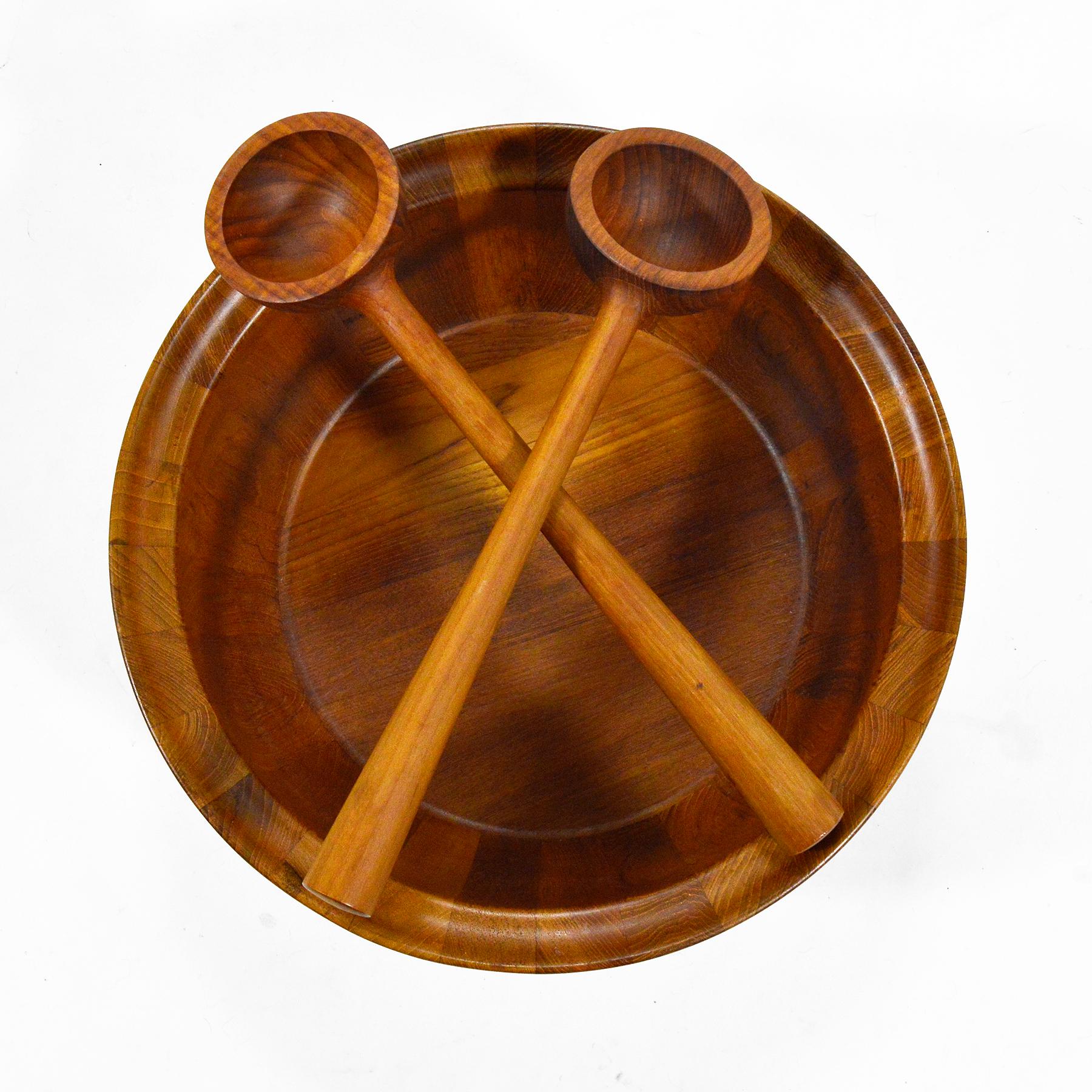 Late 20th Century Oversize Staved Teak Bowl and Servers by Richard Nissen For Sale