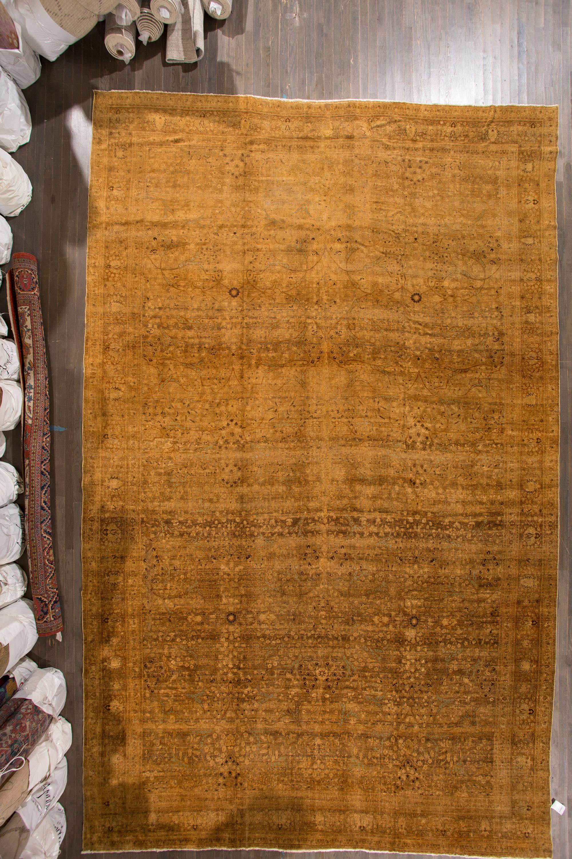 Oversize Tan Antique Persian Bidjar Wool Rug Handmade Allover Design  In Good Condition For Sale In Norwalk, CT