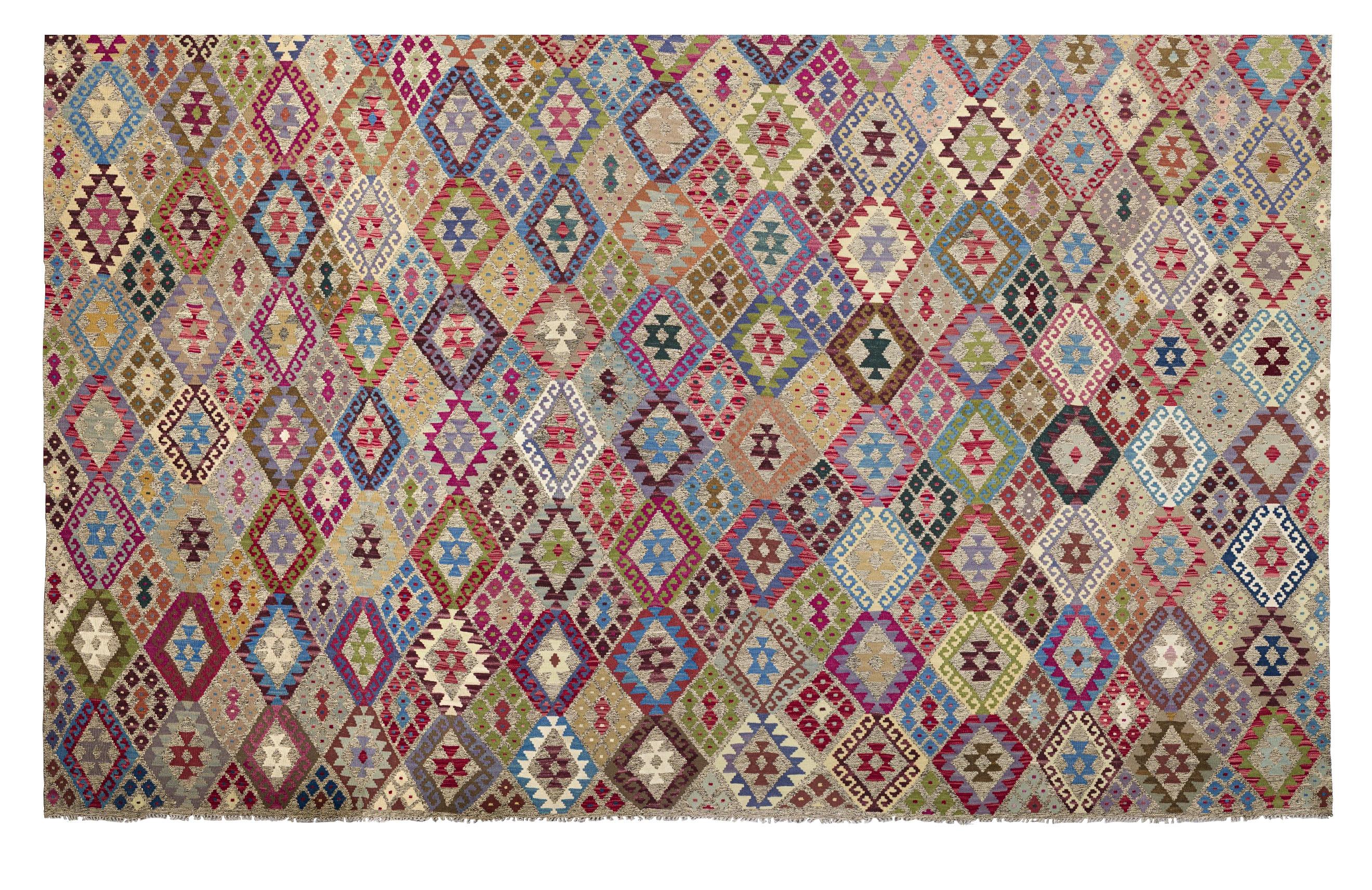 Alfombra Transicional de Gran Tamaño 14 pies x 19 pies - Verde Rosa Azul y Marfil en Excelente estado para la venta en Dallas, TX