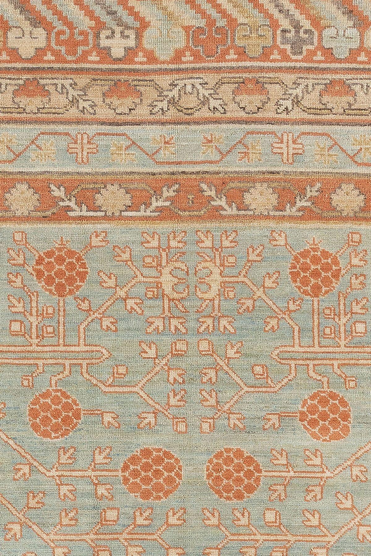 Übergroßer Vintage-inspirierter Khotan-Teppich im Angebot 6