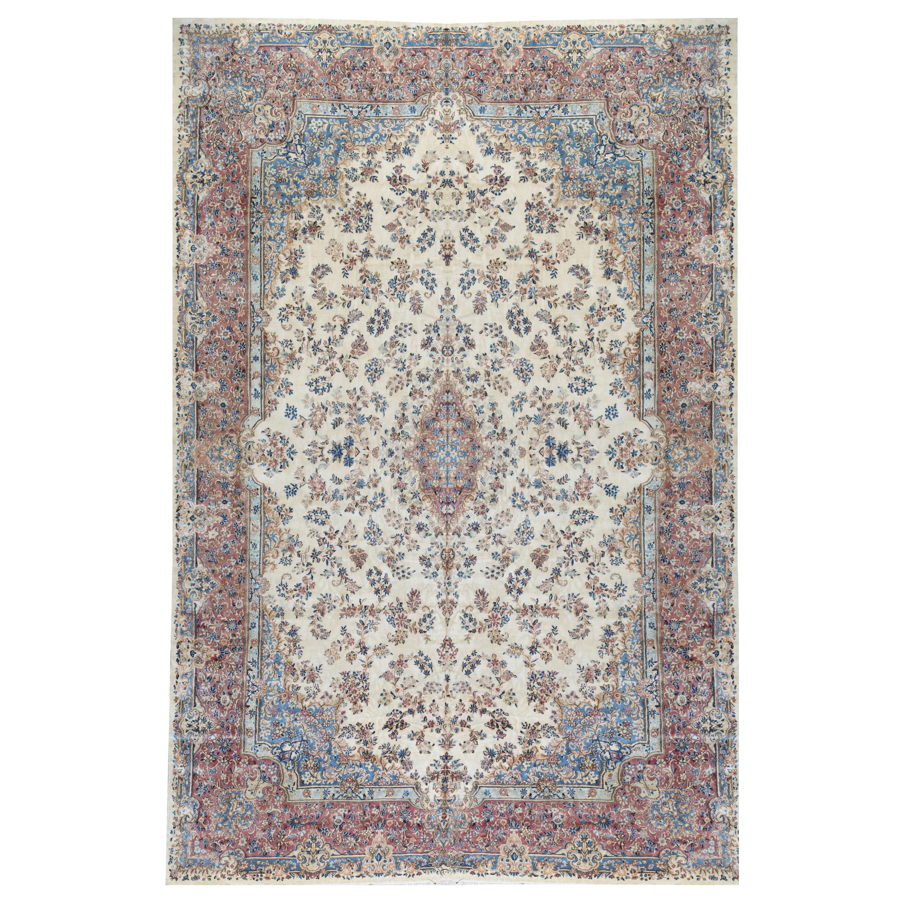 Tapis persan Kerman surdimensionné vintage, vers 1940 11'11 x 19'3.