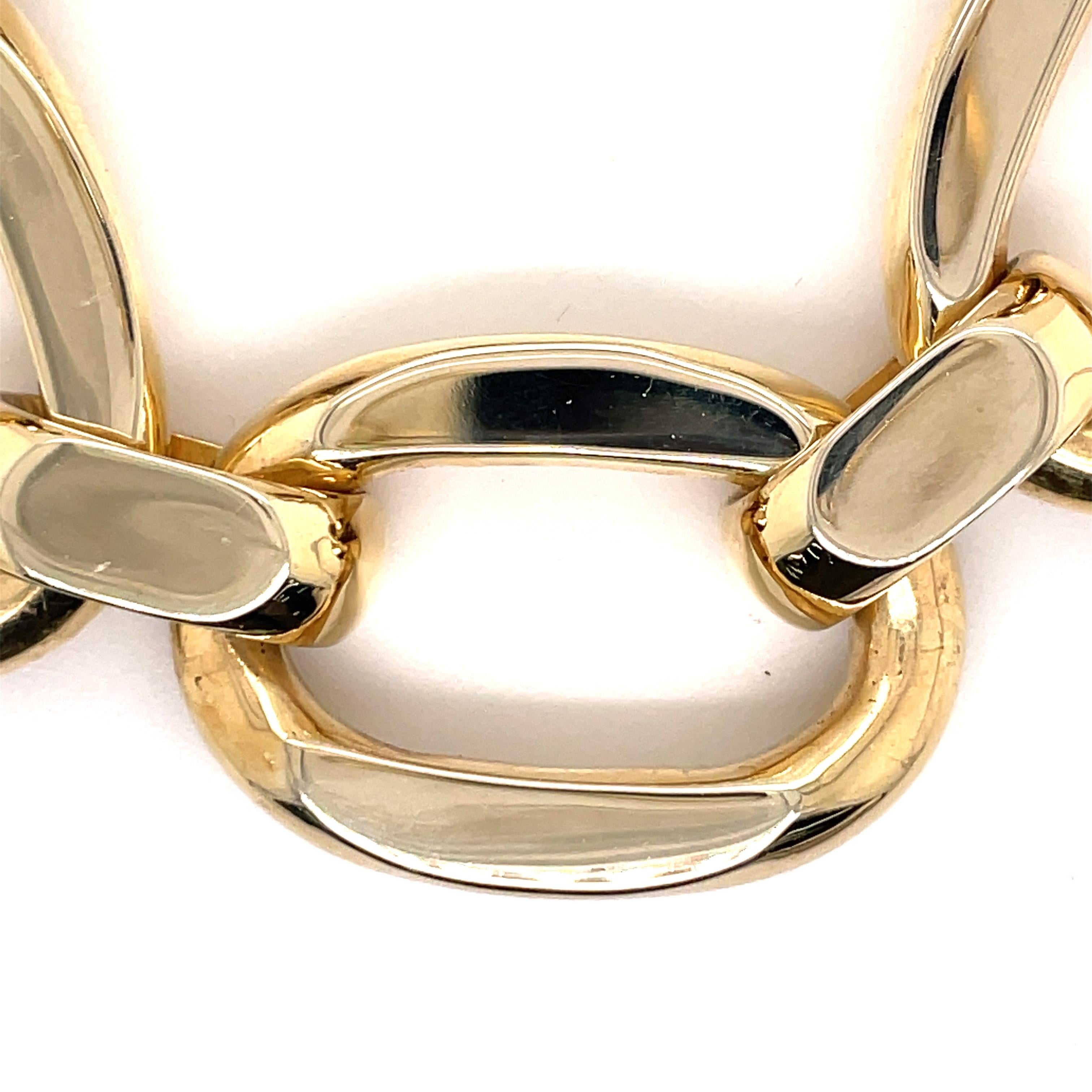 Contemporary Oversized 18 Karat Yellow Gold Oval Link Bracelet 67.1 Grams