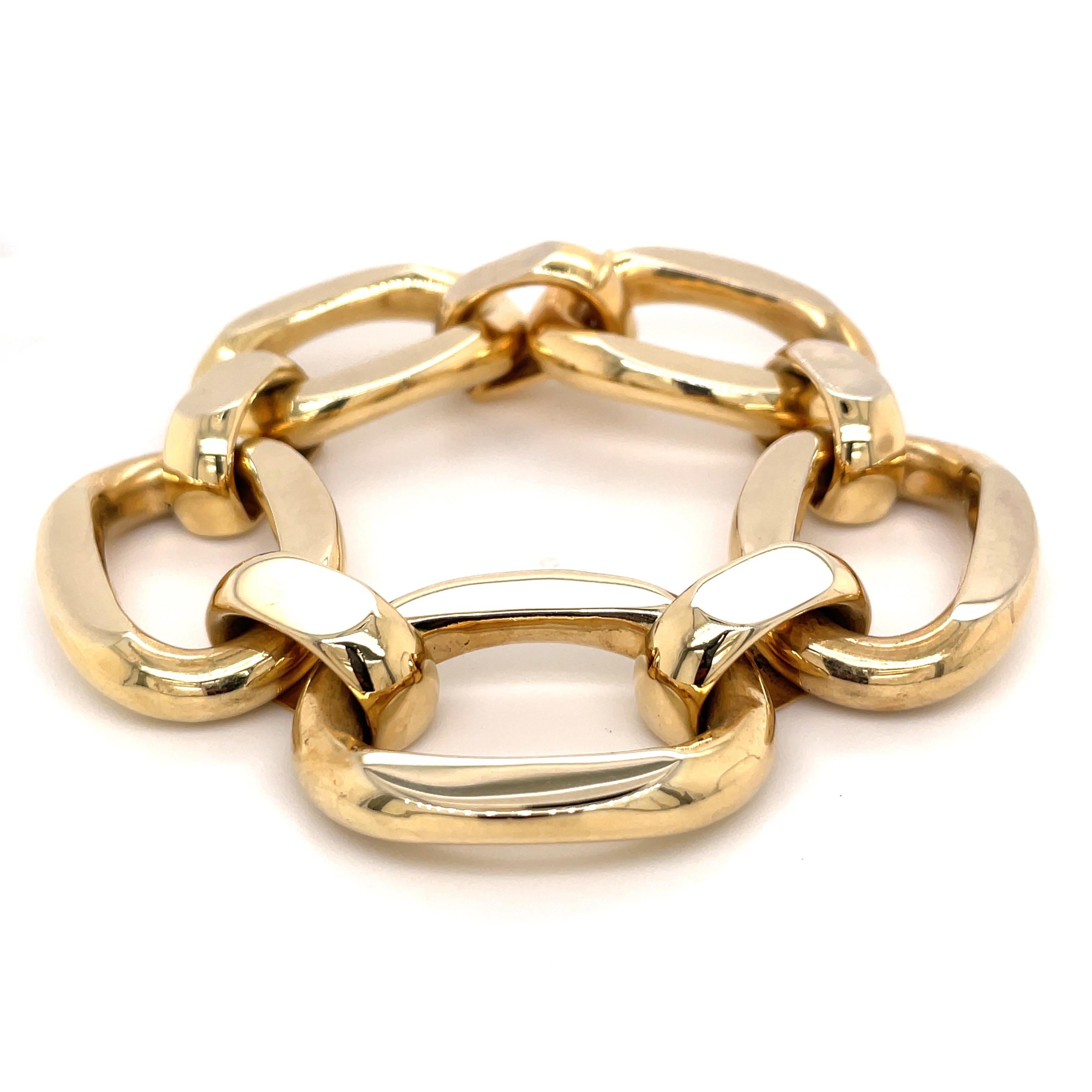 Women's Oversized 18 Karat Yellow Gold Oval Link Bracelet 67.1 Grams