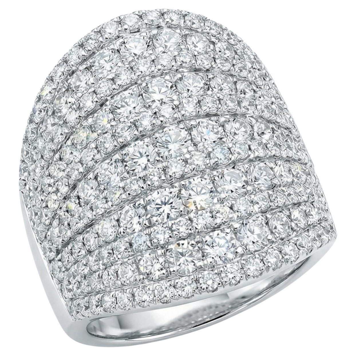 En vente :  Bague surdimensionnée en or blanc 18 carats avec micro pavé de déclaration