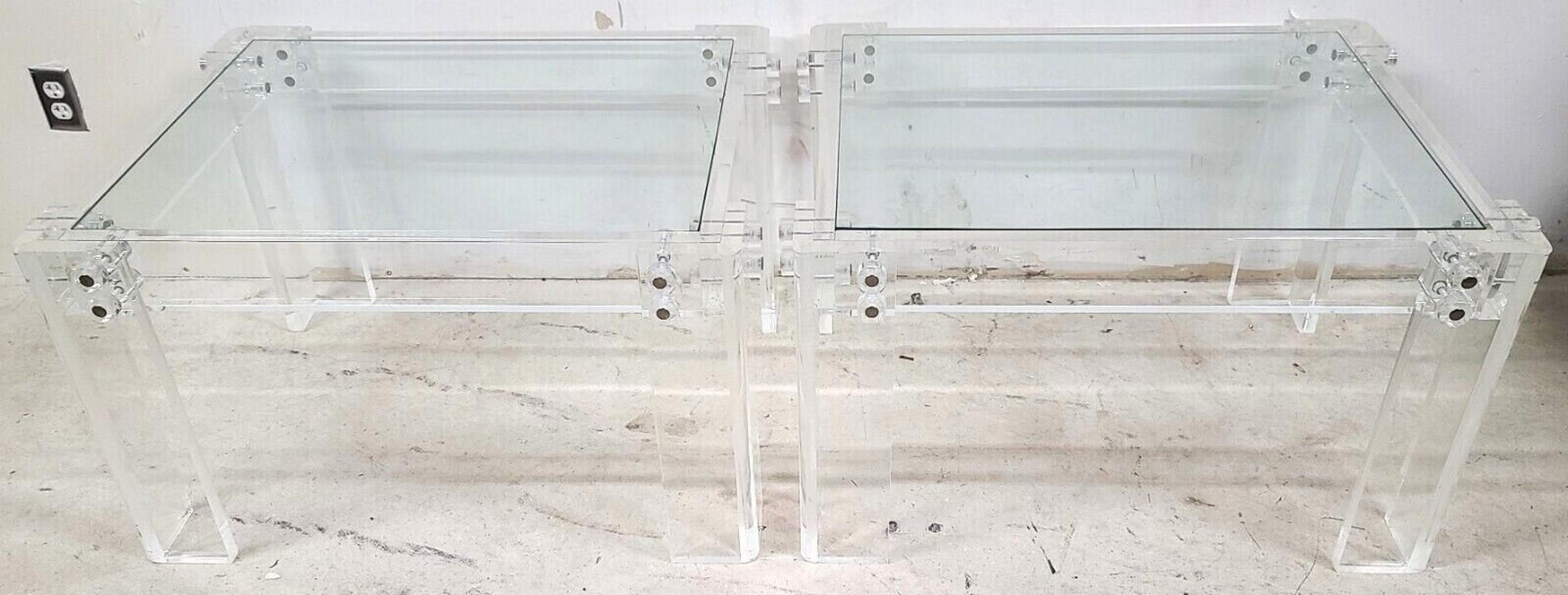 Offering One Of Our Recent Palm Beach Estate Fine Furniture Acquisitions Of A
Oversized 1970s Vintage MCM Lucite Glass Side End Tables

Approximate Measurements in Inches
20