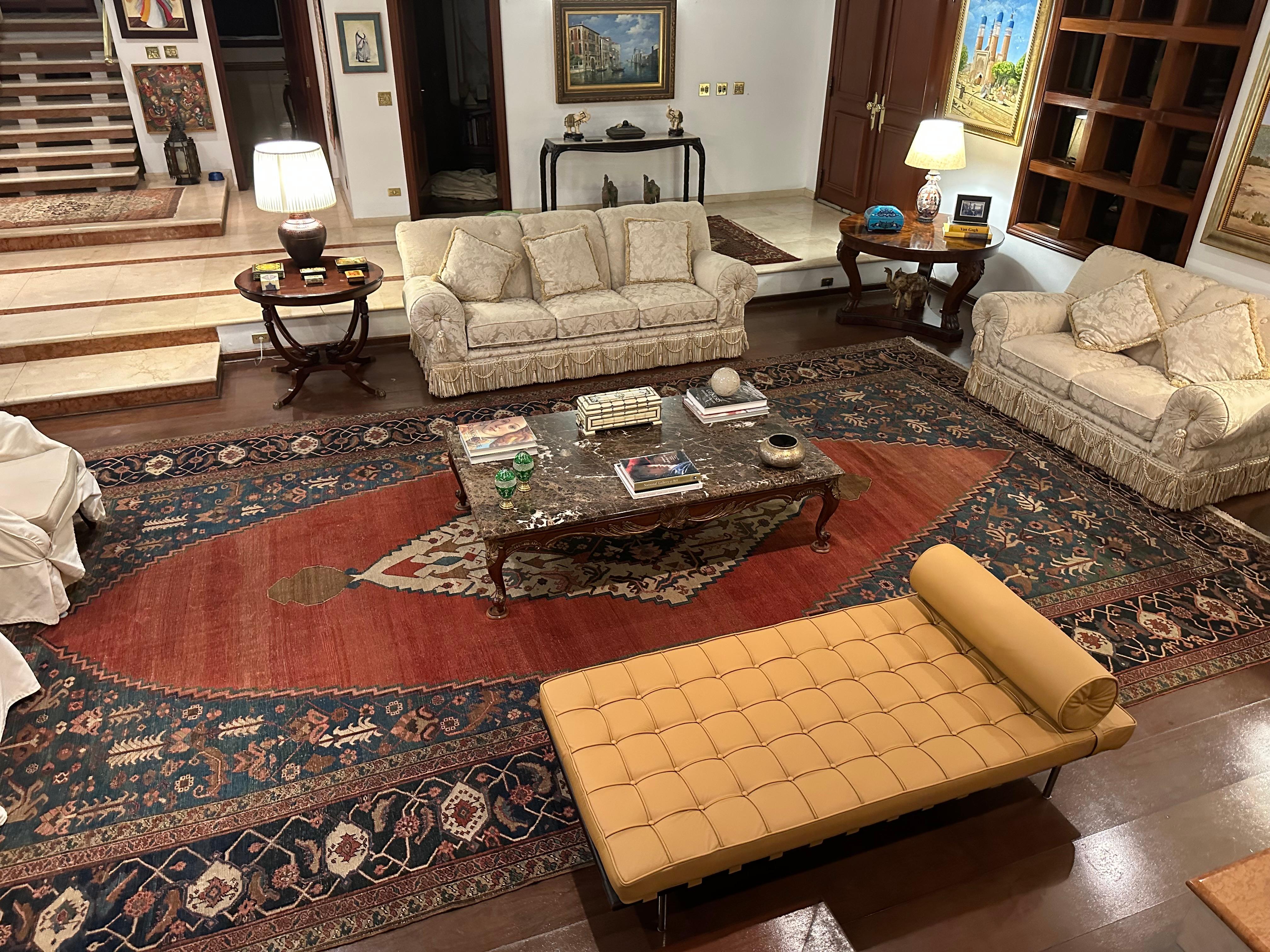 Oversized 19th Century Hand-Knotted Serapi Carpet in Rust and Indigo Wool im Angebot 6