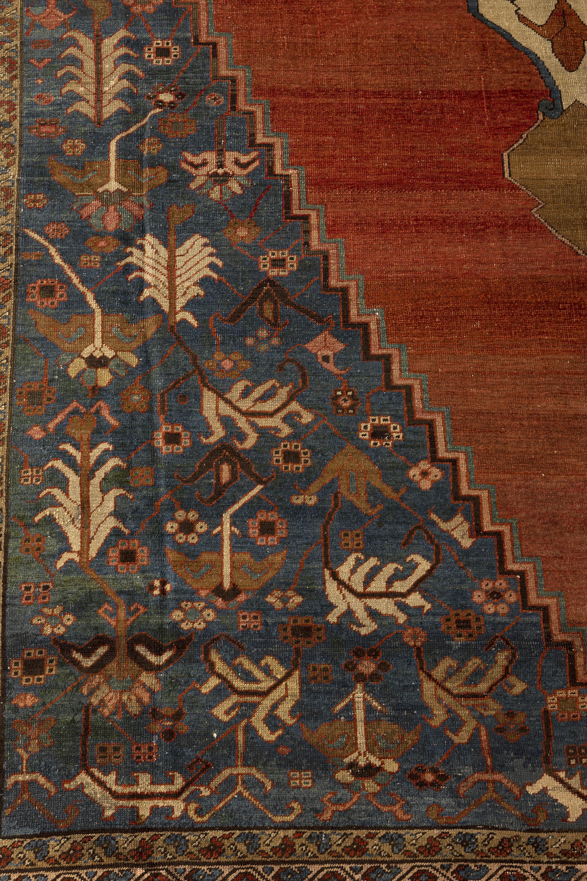 Oversized 19th Century Hand-Knotted Serapi Carpet in Rust and Indigo Wool im Angebot 1