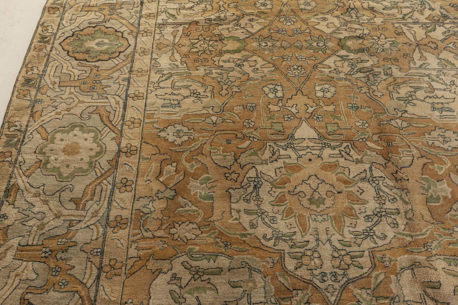 Oversized 19th Century Indian Agra Botanic Rug In Good Condition For Sale In New York, NY
