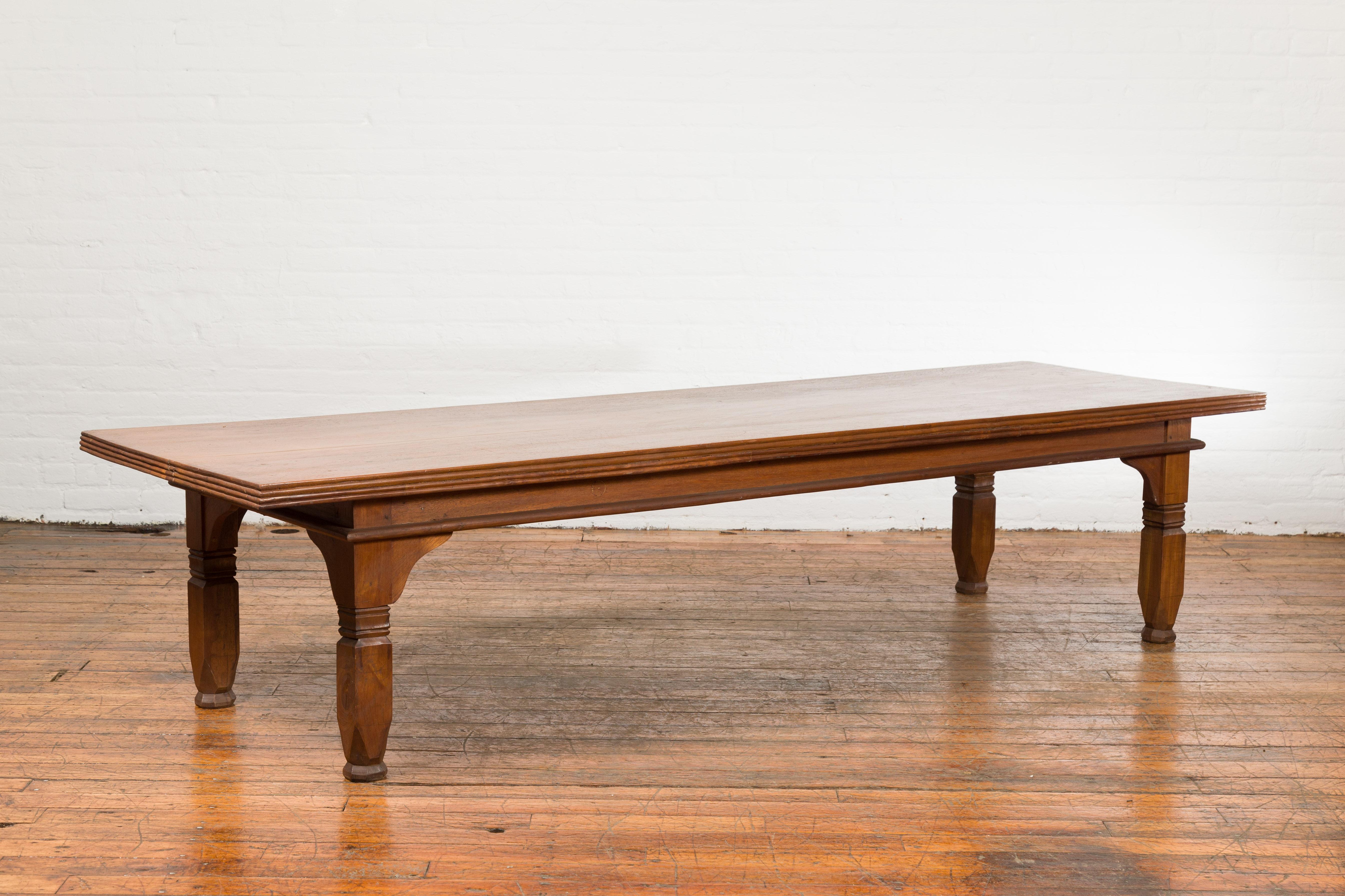 Oversized 19th Century Indonesian Coffee Table with Reeded Edge and Carved Legs For Sale 4