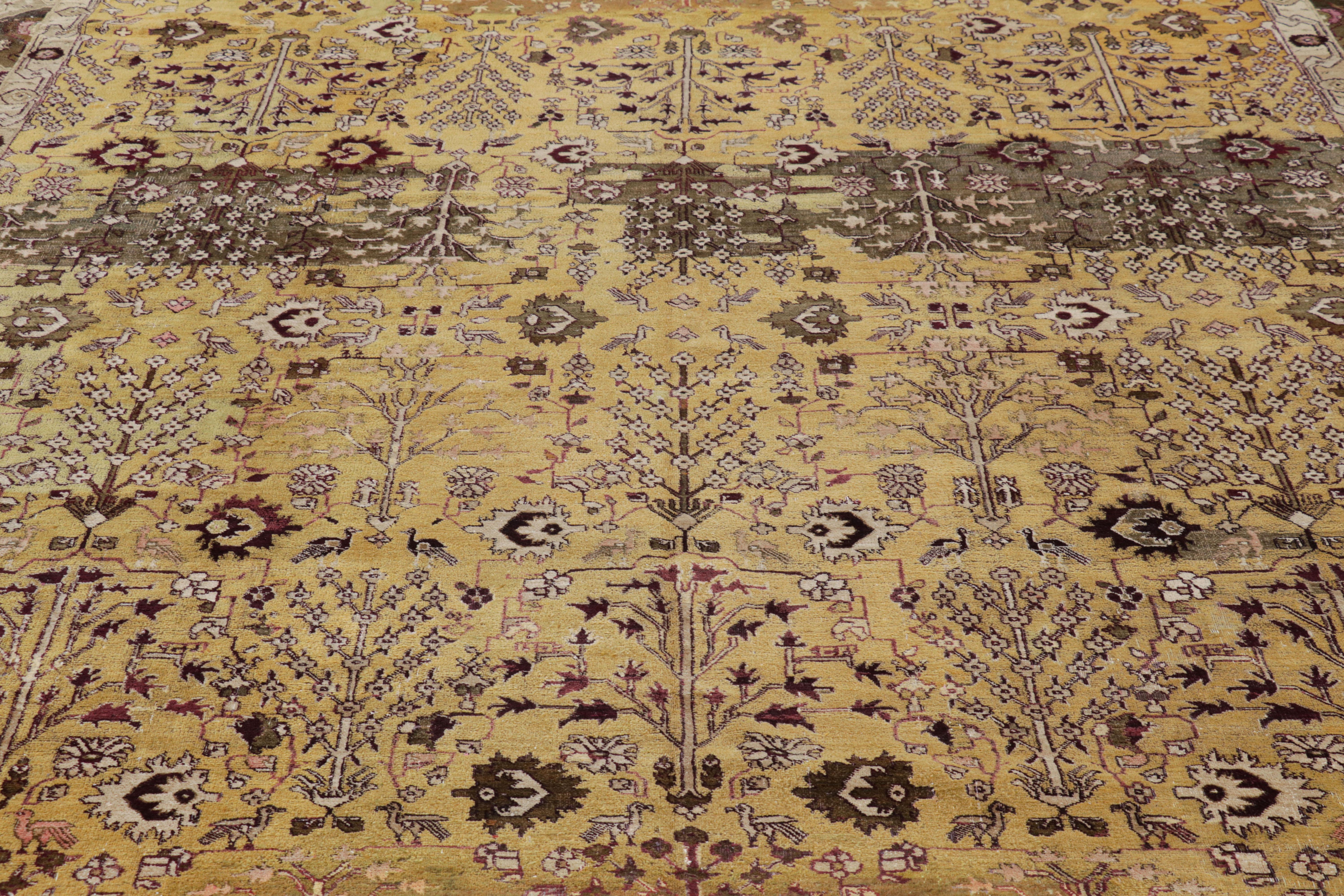 Oversized Antique Agra Rug in Gold with Floral Patterns - Rug & Kilim For Sale 1