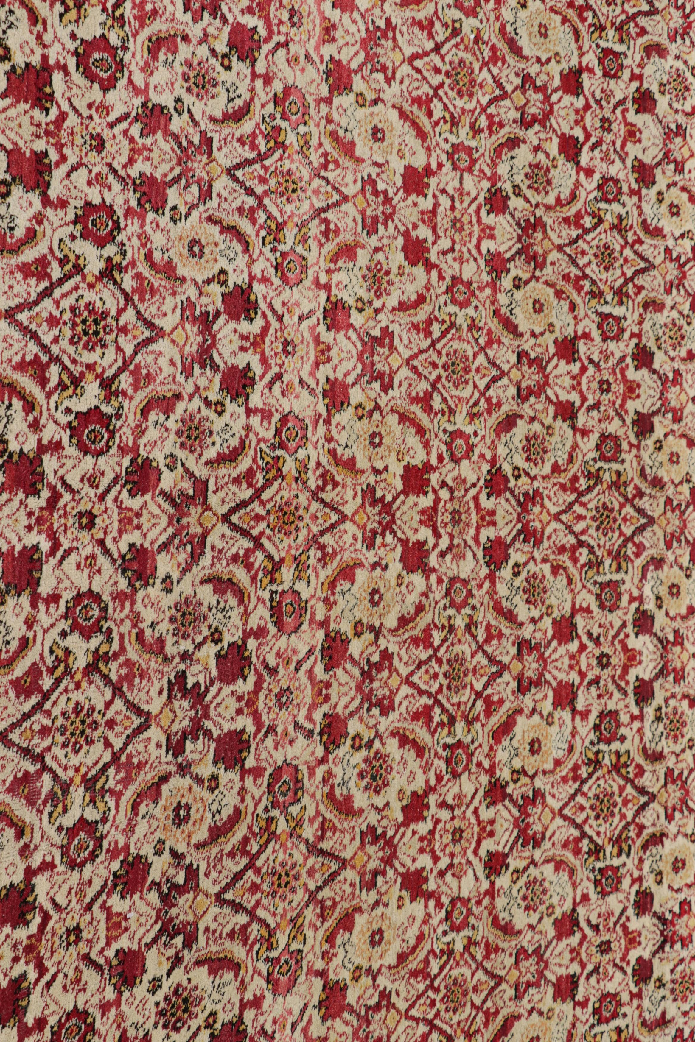 Alfombra antigua Agra de gran tamaño en rojo con motivos florales - Rug & Kilim Indio en venta