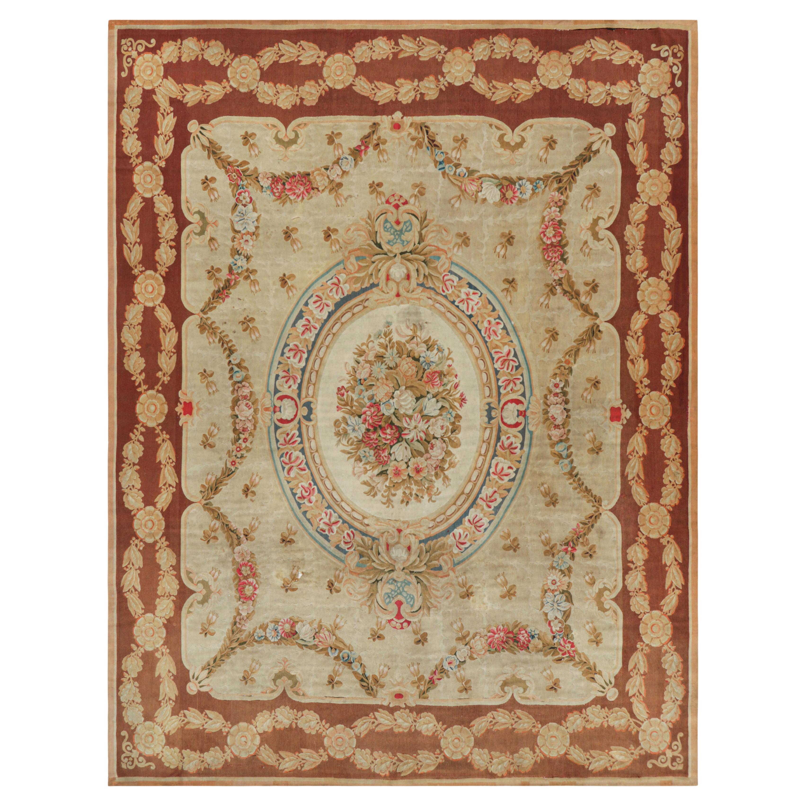 Tapis d'Aubusson ancien surdimensionné beige avec médaillon floral