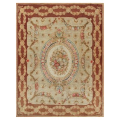 Tapis d'Aubusson ancien surdimensionné beige avec médaillon floral