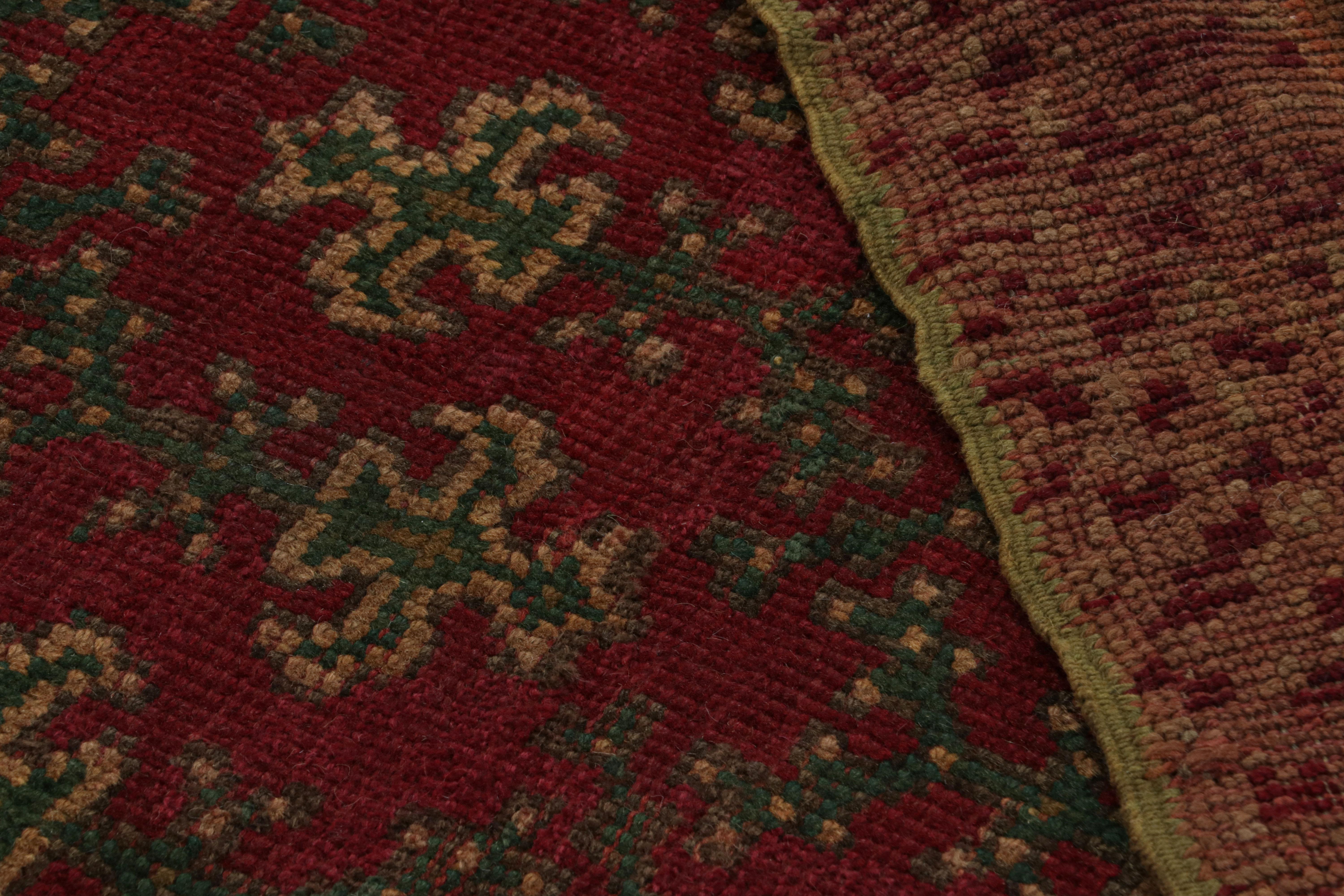 Übergroßer antiker Axminster-Teppich in Rot mit grünen Mustern (Wolle) im Angebot