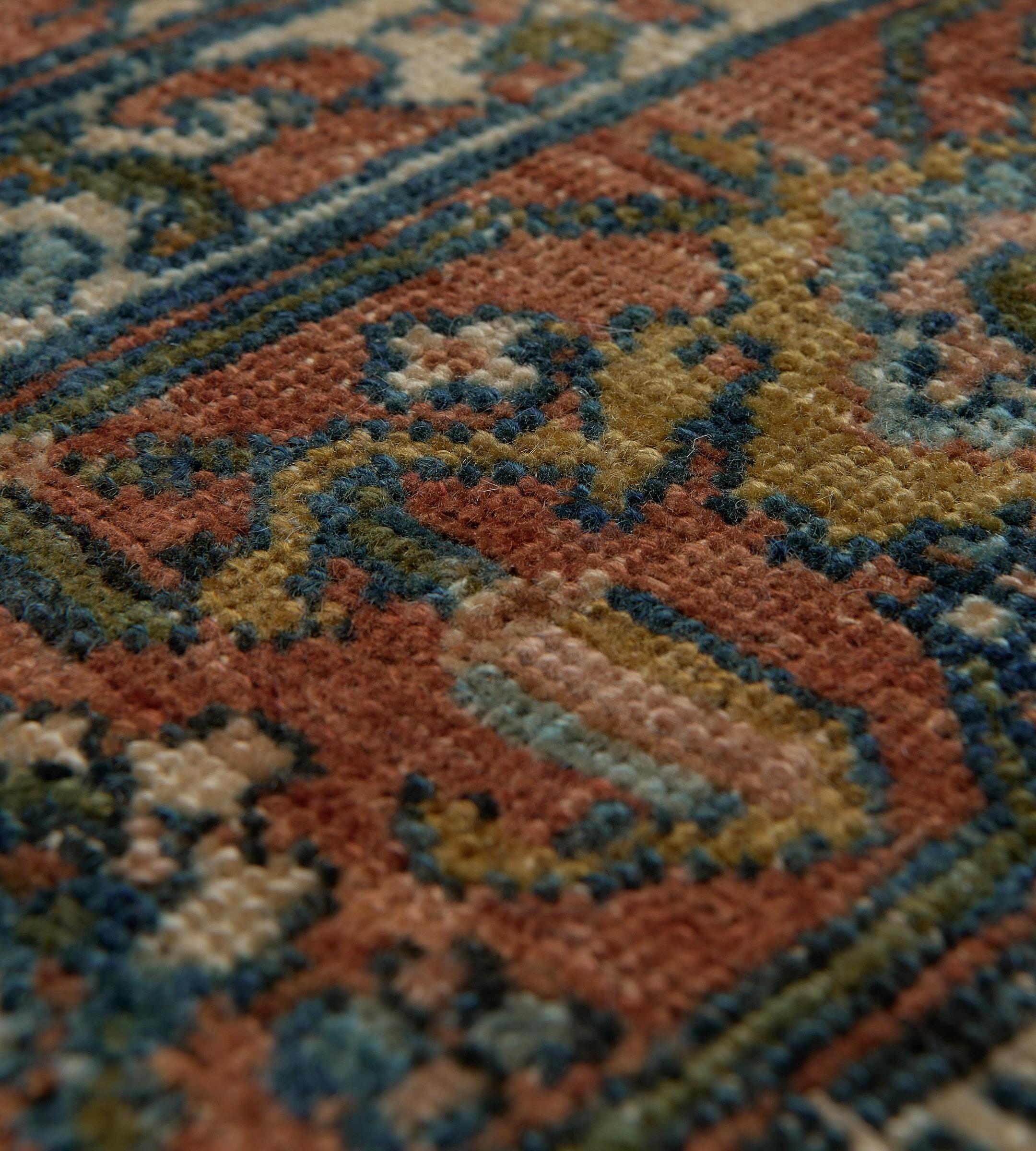 Übergroßer antiker persischer Bidjar-Teppich aus Meeresblauer, geblümter Wolle, um 1890 (19. Jahrhundert) im Angebot