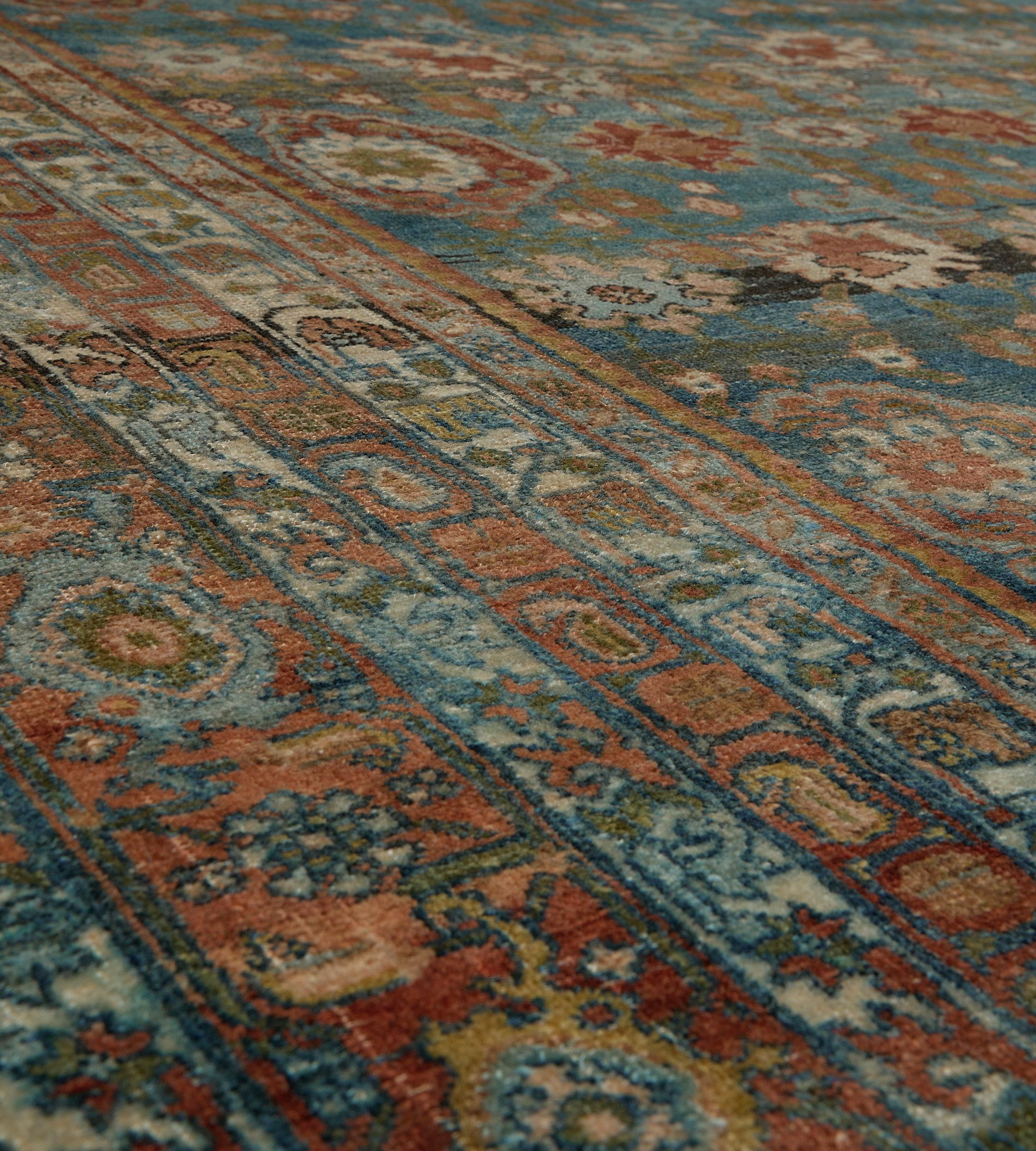 Übergroßer antiker persischer Bidjar-Teppich aus Meeresblauer, geblümter Wolle, um 1890 im Angebot 2