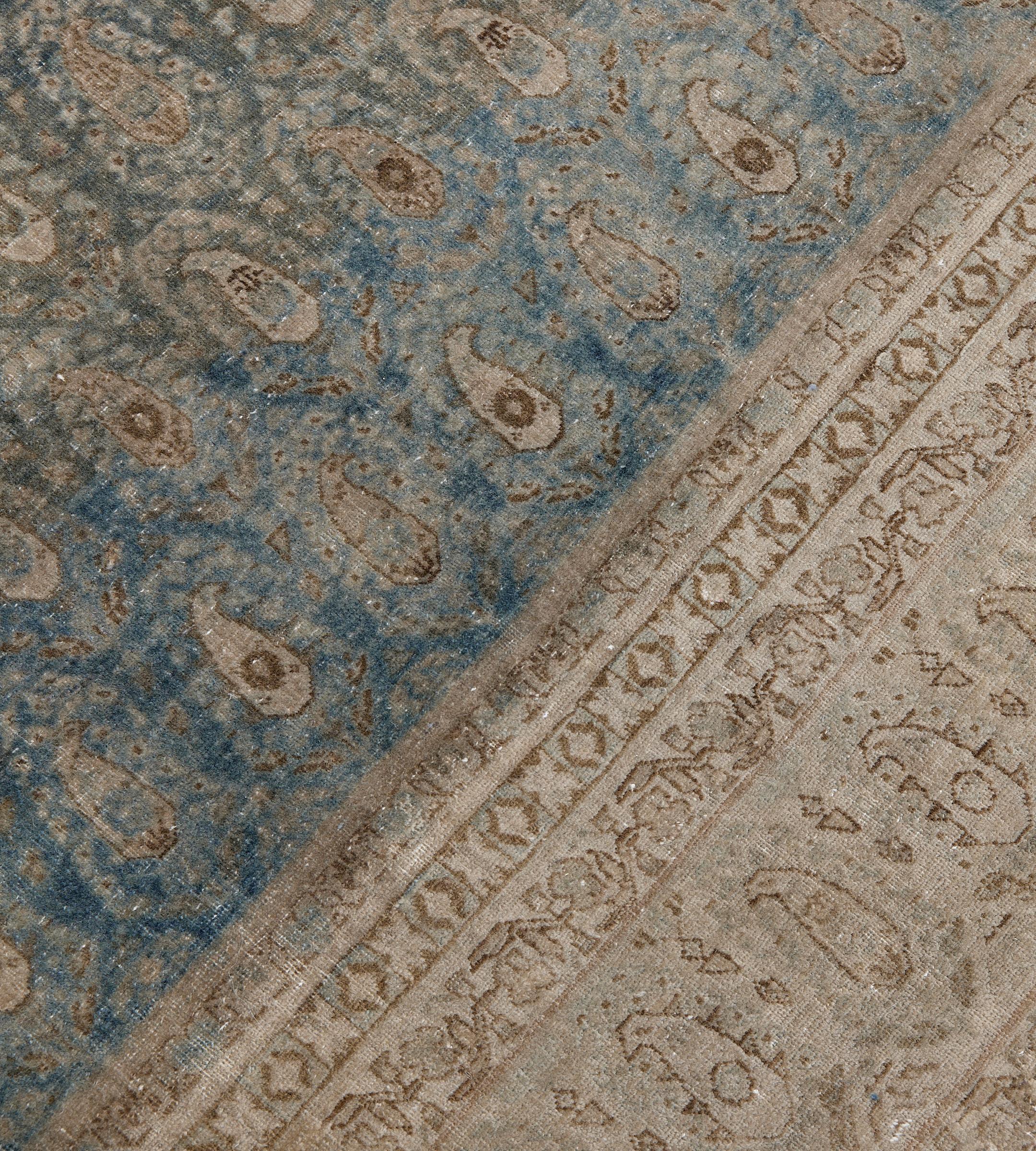 Übergroßer antiker CIRCA-1900 Persischer Tabriz-Teppich aus blauer und buff-brauner Wolle im Angebot 2