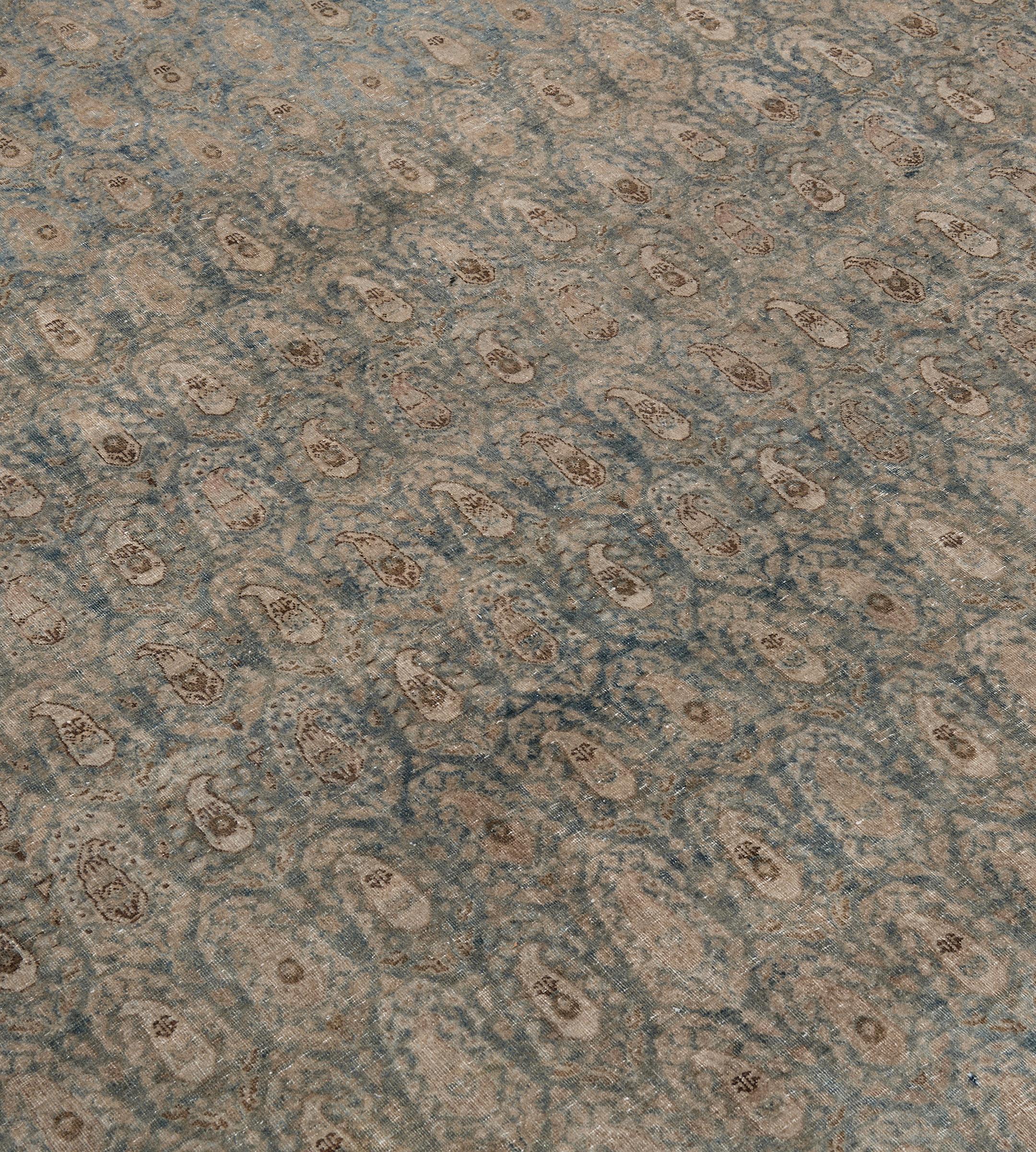 Übergroßer antiker CIRCA-1900 Persischer Tabriz-Teppich aus blauer und buff-brauner Wolle im Angebot 3