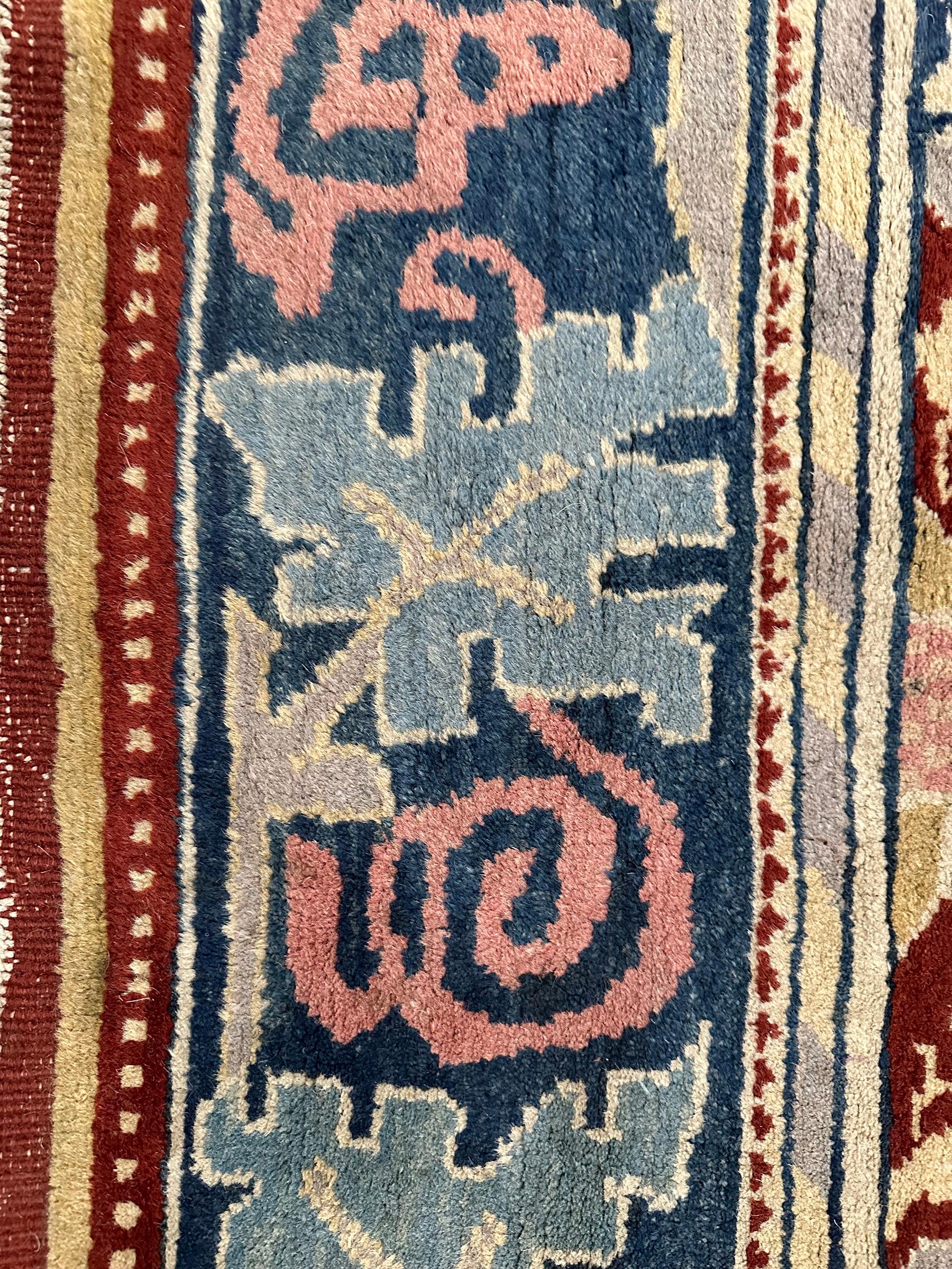 Übergroßer antiker Donegal Teppich Arts & Crafts Teppich Europäischer Jugendstil Teppich im Angebot 6