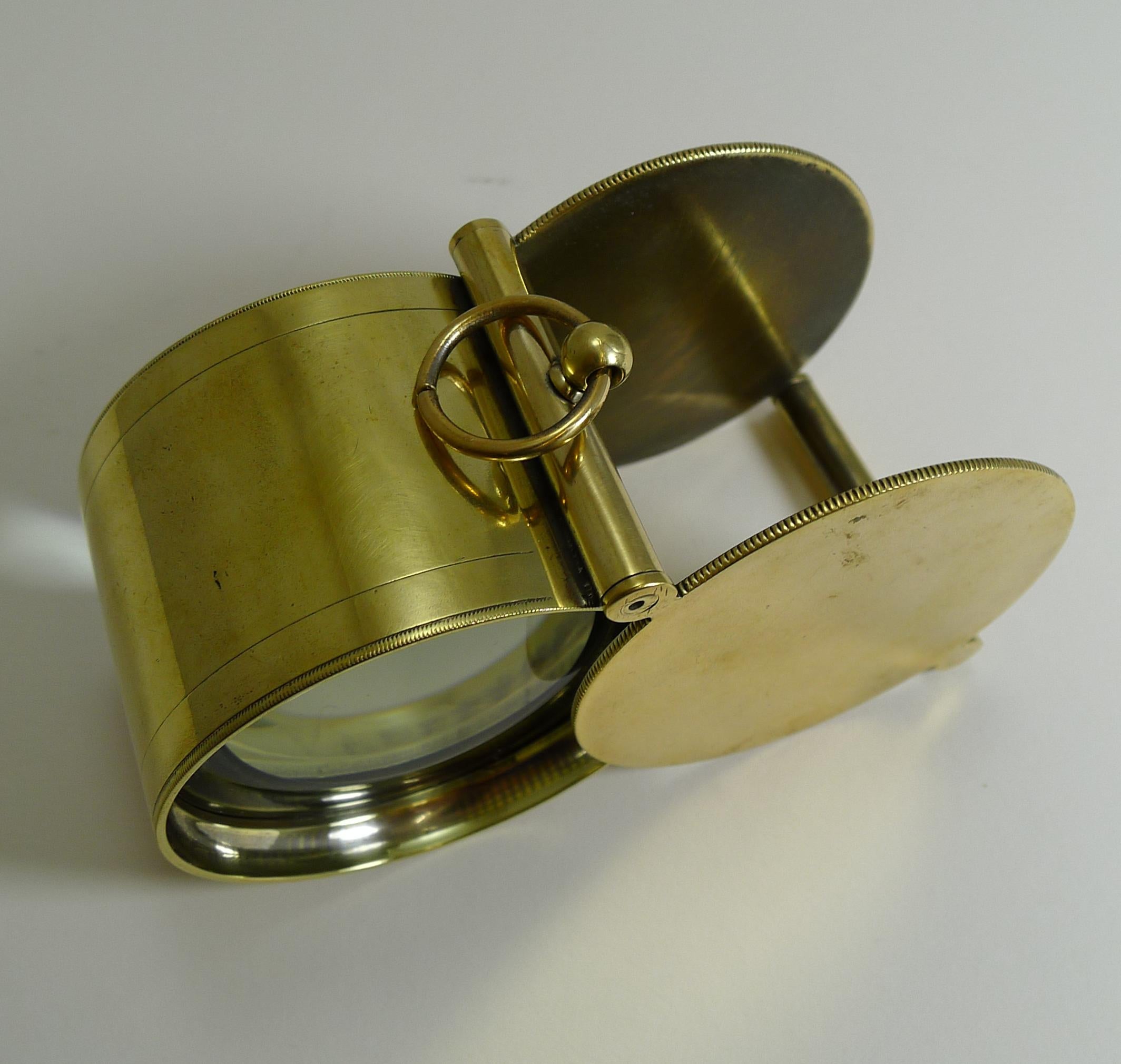 This the largest magnifying glass of this type that I have come across. Usually, they are a much smaller portable size suitable just to pop in the pocket. This one however measures 3 1/4