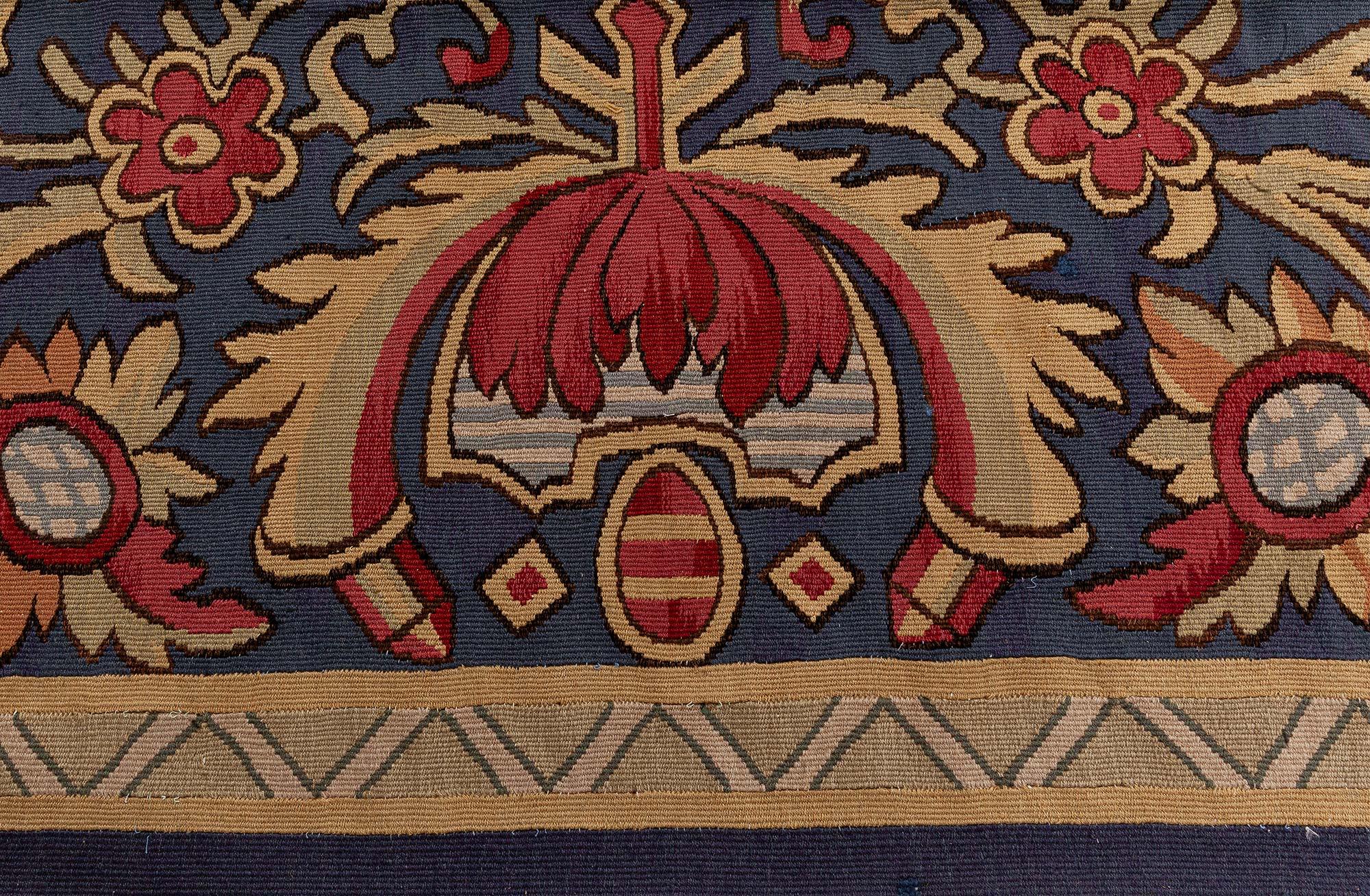 Doris Leslie Blauer übergroßer antiker französischer Aubusson-Wollteppich in Übergröße, handgefertigt im Angebot 1