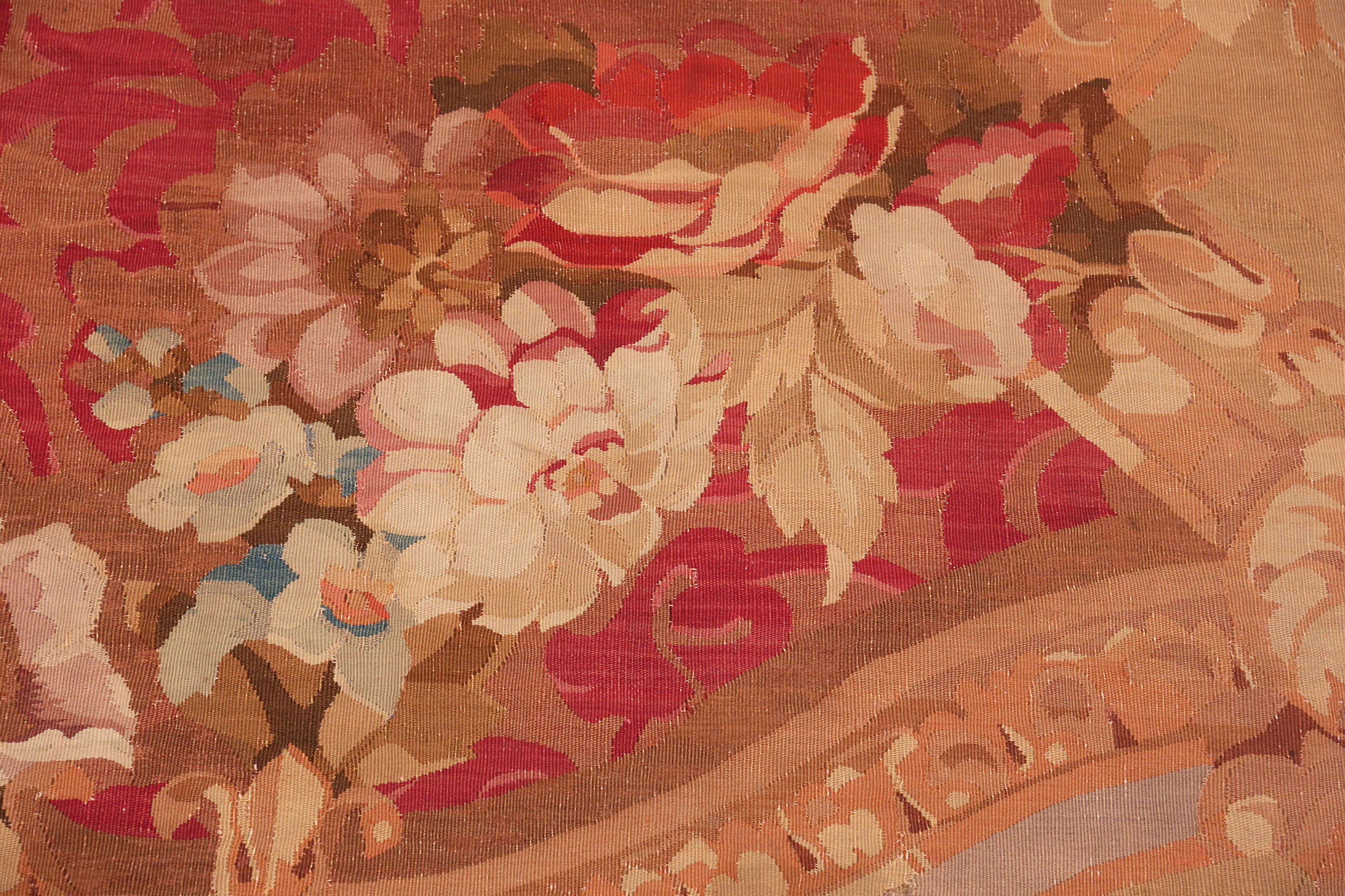 Antique French Aubusson Rug. Size: 16 ft x 26 ft 4 in For Sale 1