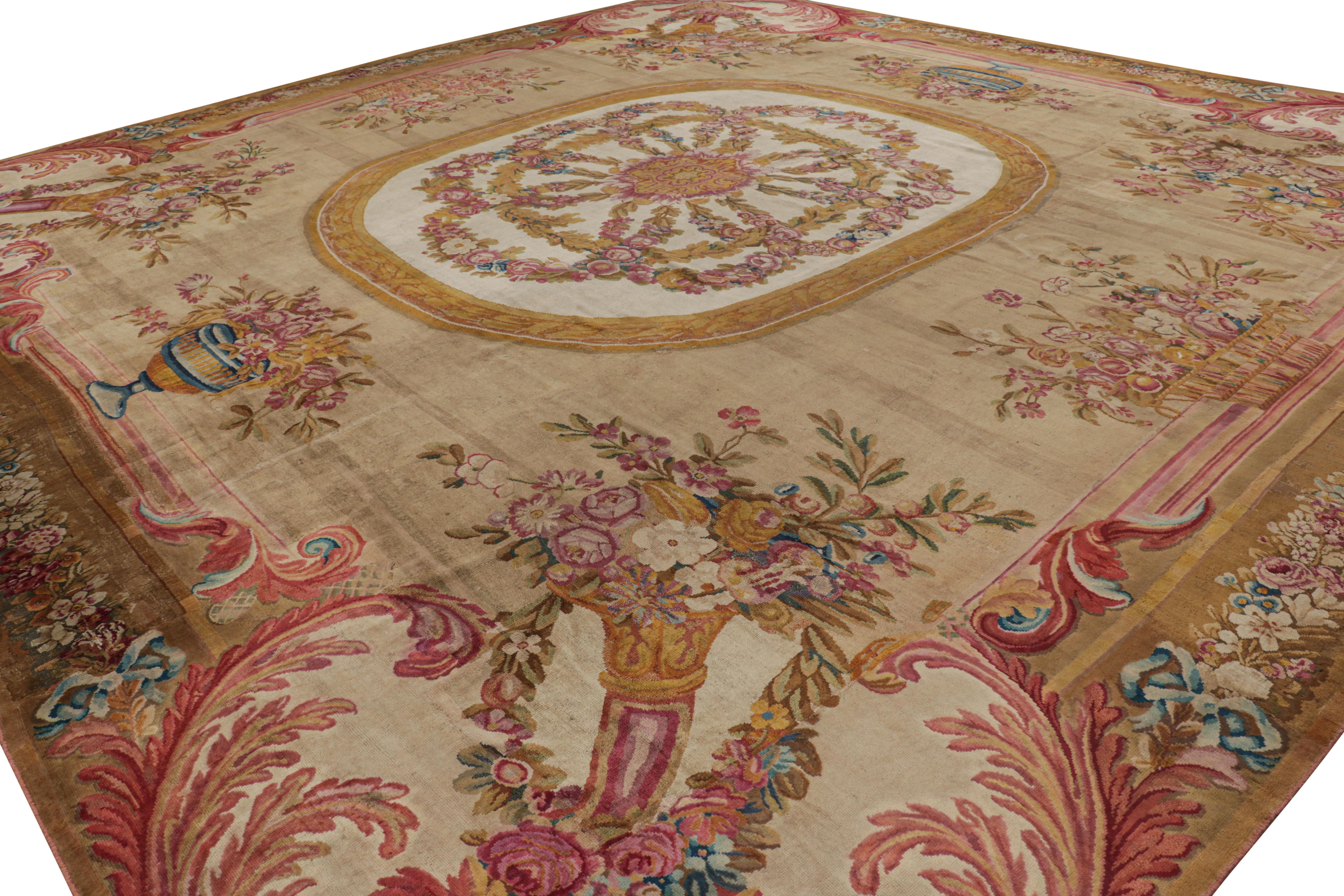 Antiker französischer Savonnerie-Teppich in Übergröße mit Blumenmuster (Handgeknüpft) im Angebot