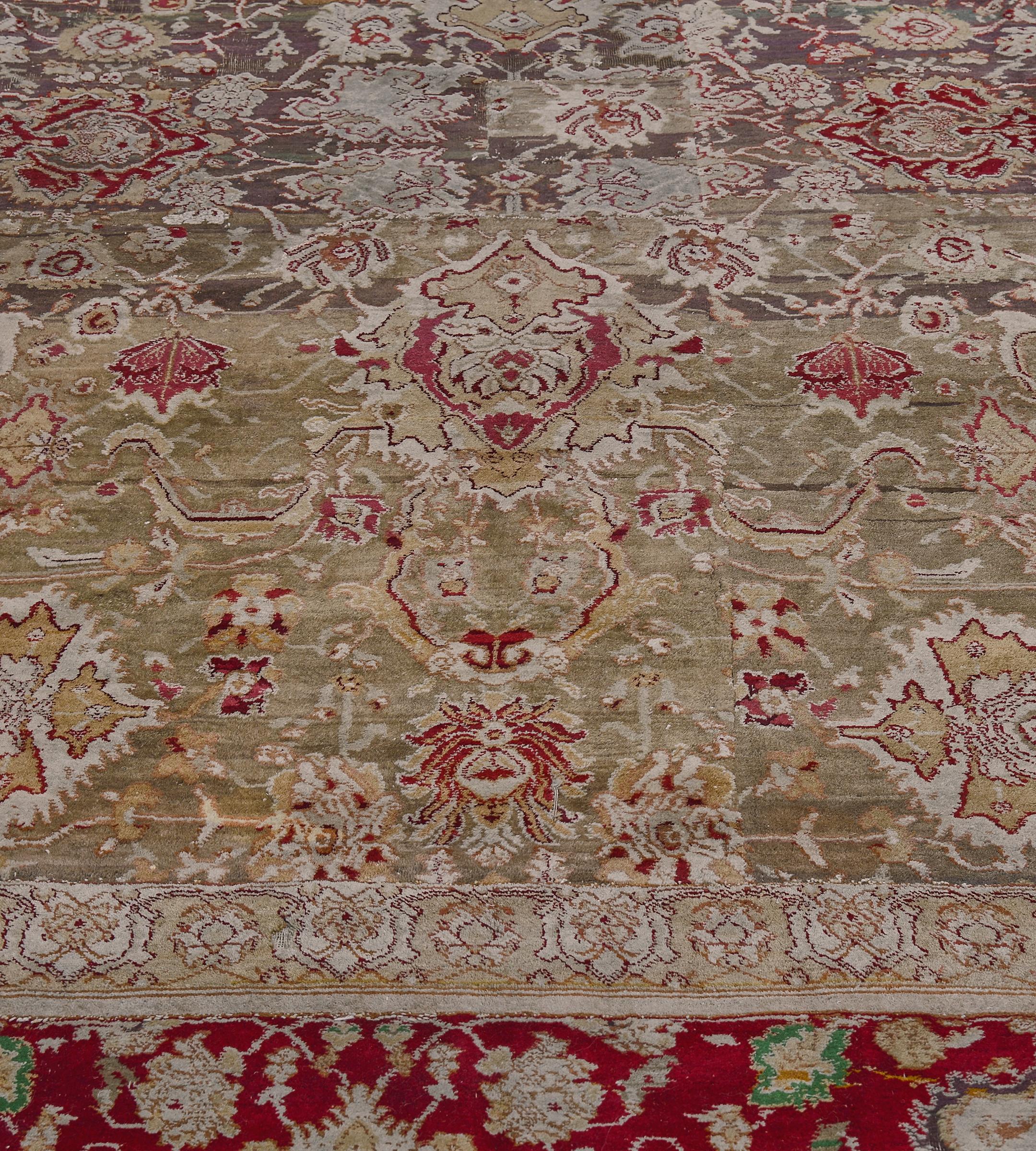Oversized Antique Hand-woven Wool Floral Agra Rug 11'x17' For Sale 2