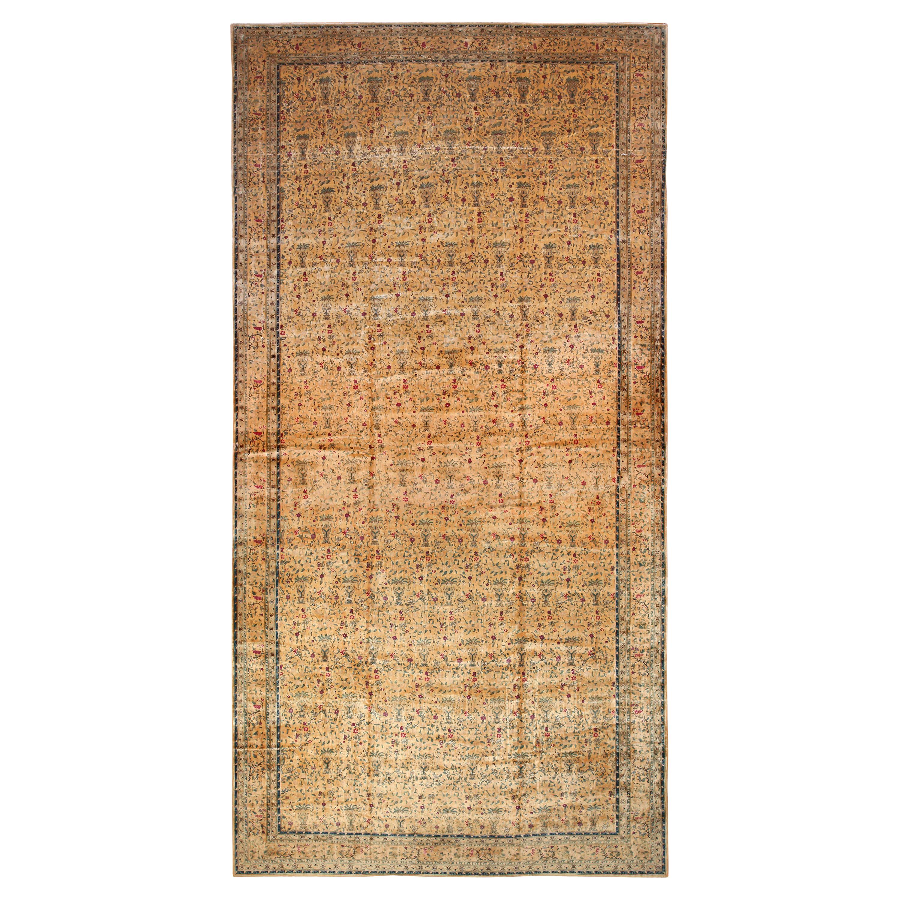 Tapis indien ancien. Taille : 16 pieds x 29 pieds 8 po 